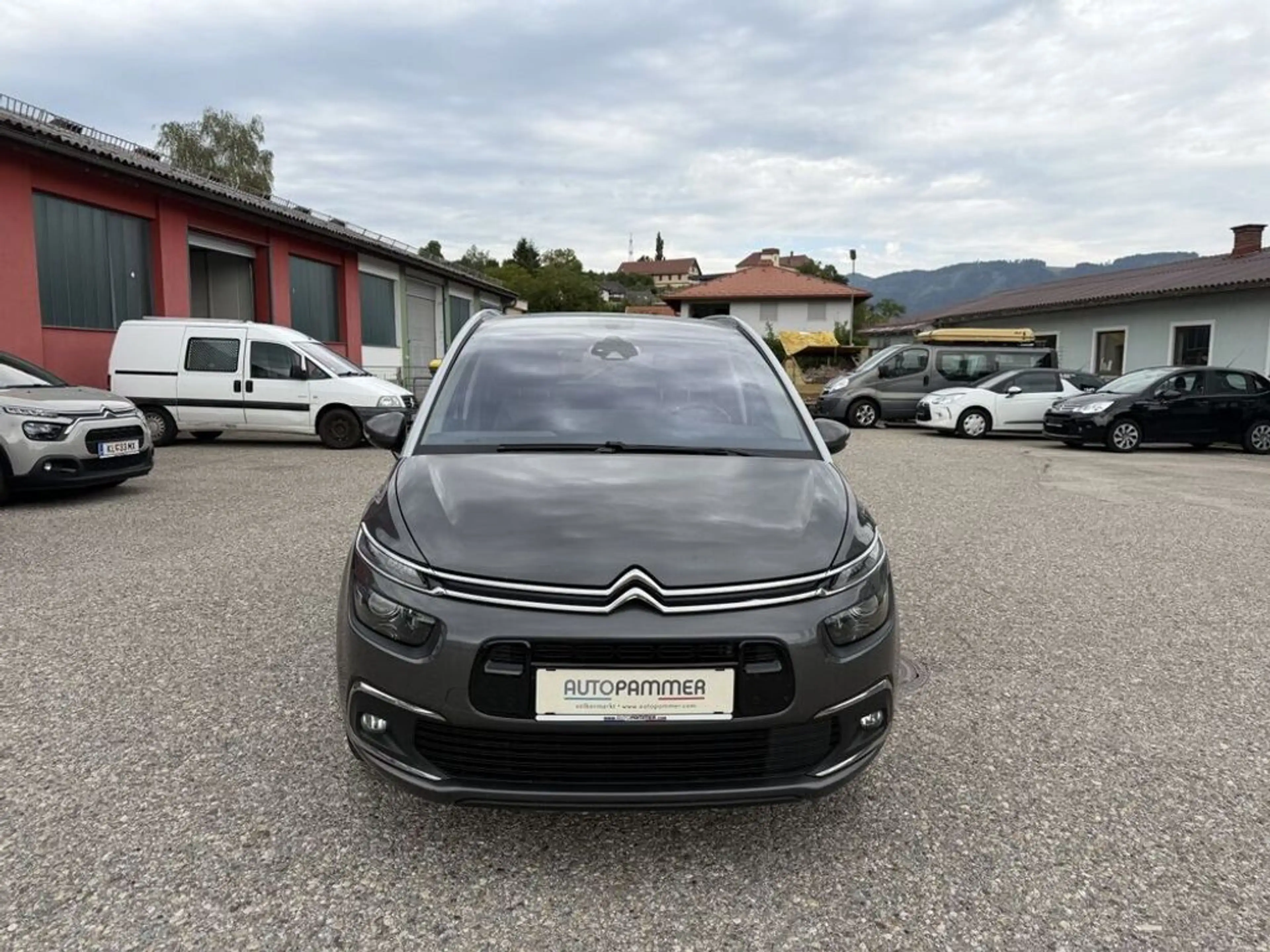 Citroen Grand C4 Picasso / SpaceTourer BlueHDi 130 S&S EAT Shine — photo 2