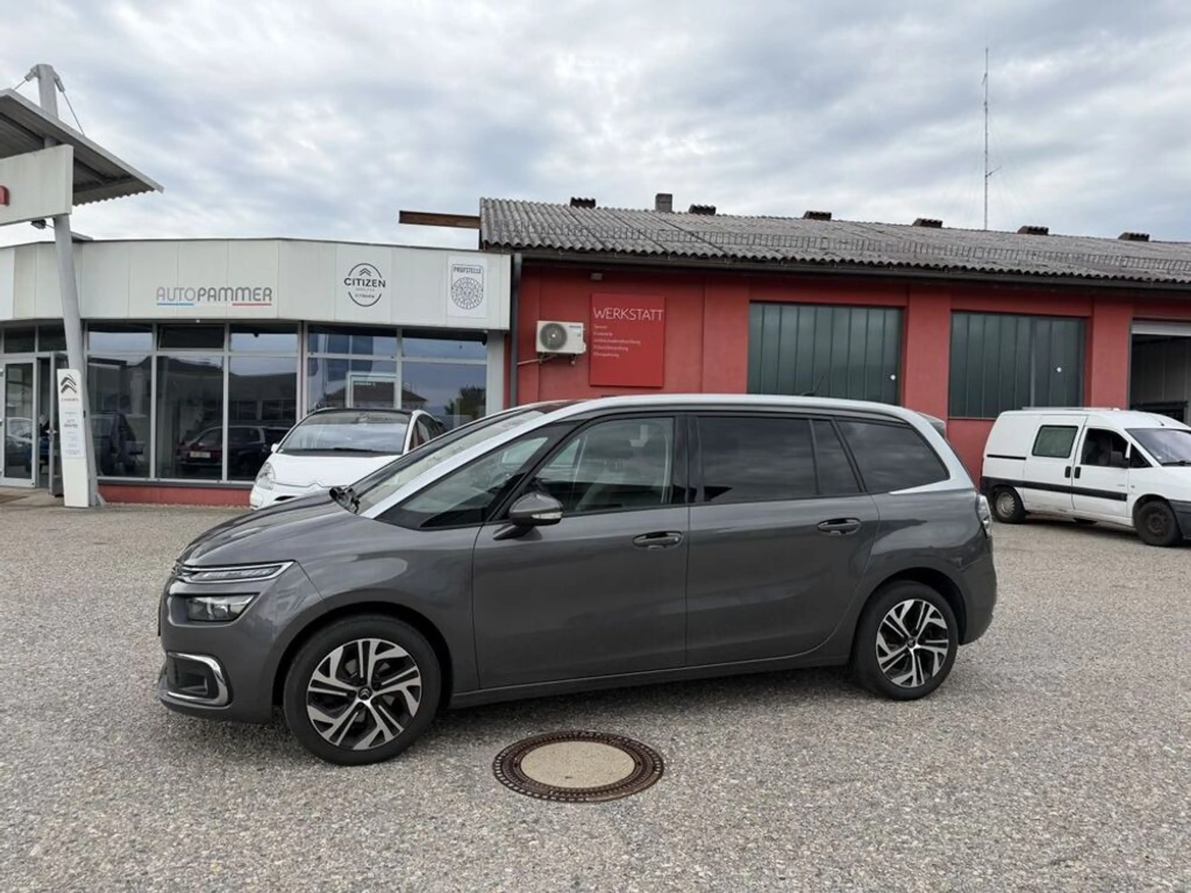 Citroen Grand C4 Picasso / SpaceTourer BlueHDi 130 S&S EAT Shine — photo 3