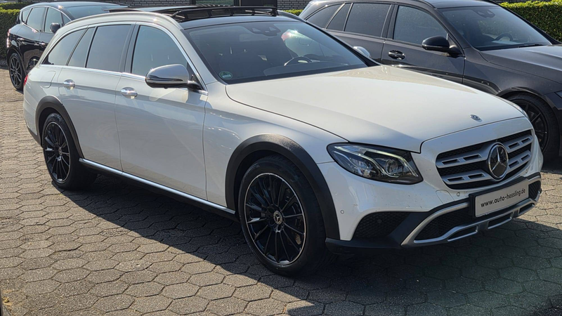 Mercedes-Benz E 350 E 350 d 4Matic All-Terrain Widescreen Leder Panorama — photo 2