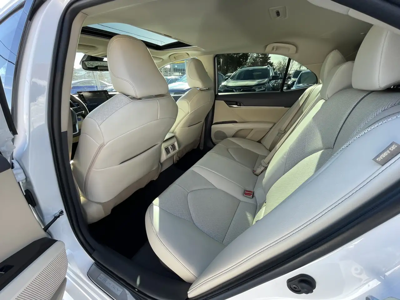Toyota Camry снимка Toyota Camry