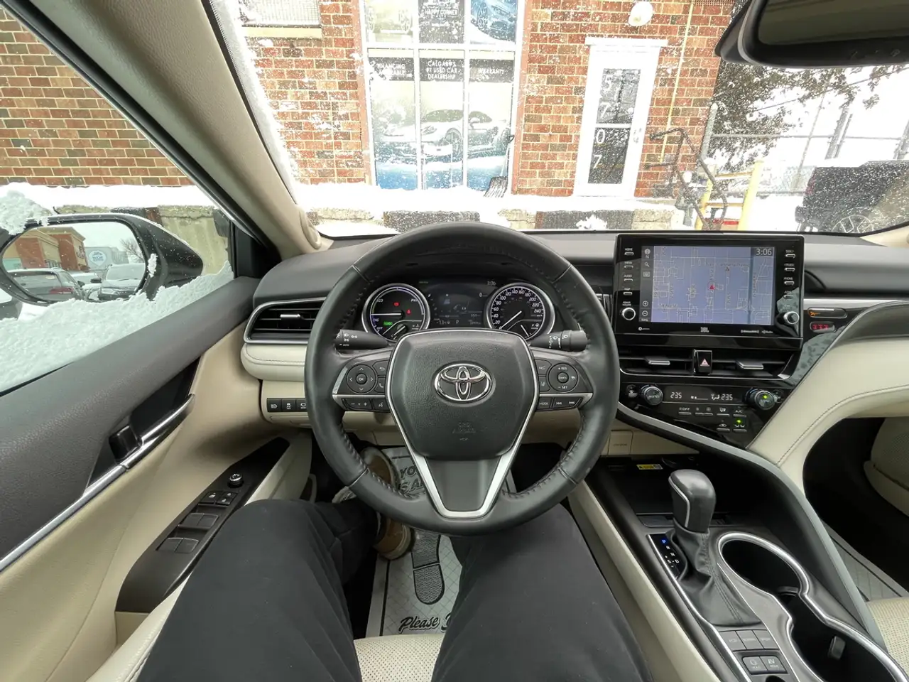Toyota Camry снимка Toyota Camry