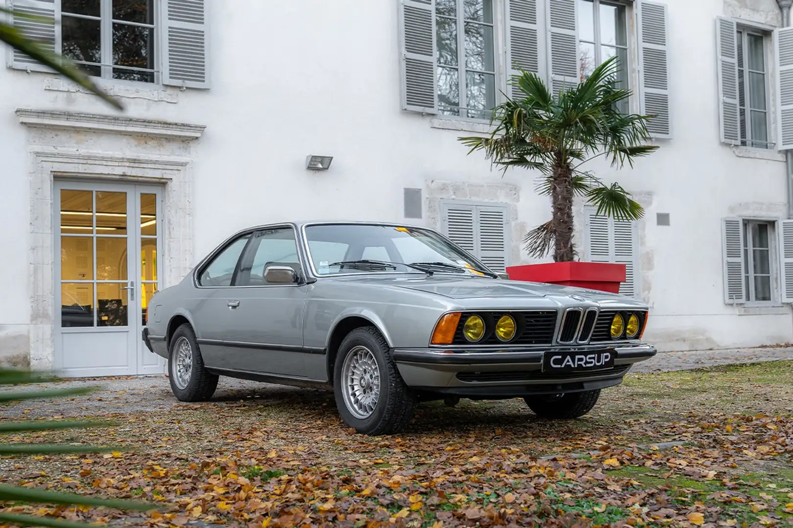 BMW 635 CSI (E24) 3.5i 220 ch - 1980 – 137 000 KM Grigio - 1