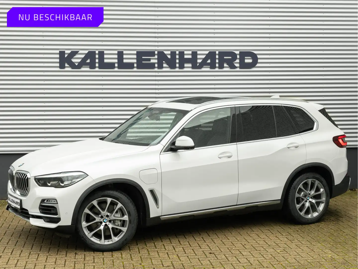 BMW X5 xDrive45e xLine - Pano - Driving Ass Prof - Harman Blanc - 1