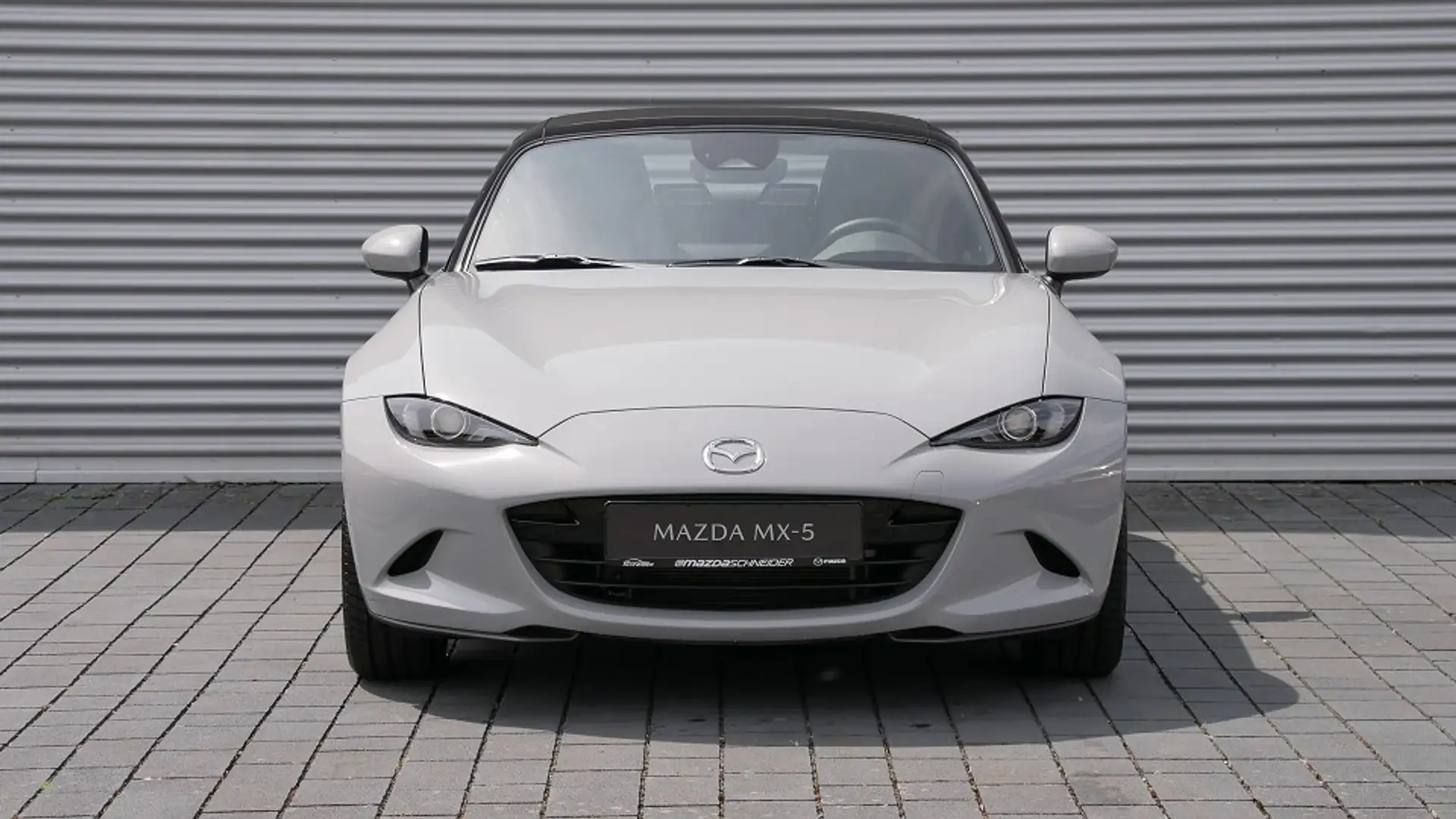 Mazda MX-5 Roadster SKYACTIV-G 132 Exclusive-line +17 LM Gris - 2