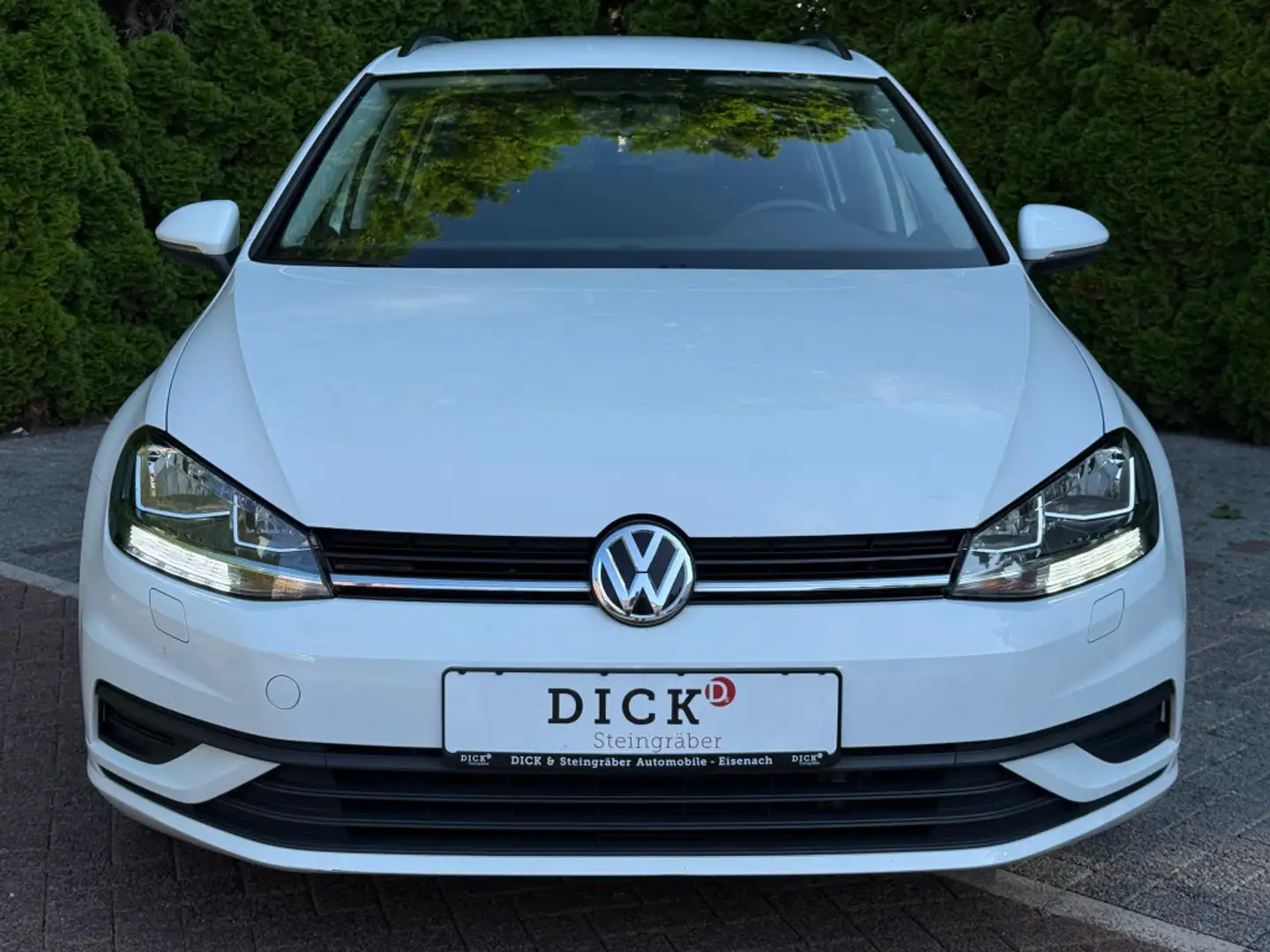 Volkswagen Golf Variant 1.6 TDI Trendline NAV+SHZ+TEMP+LM Bianco - 2