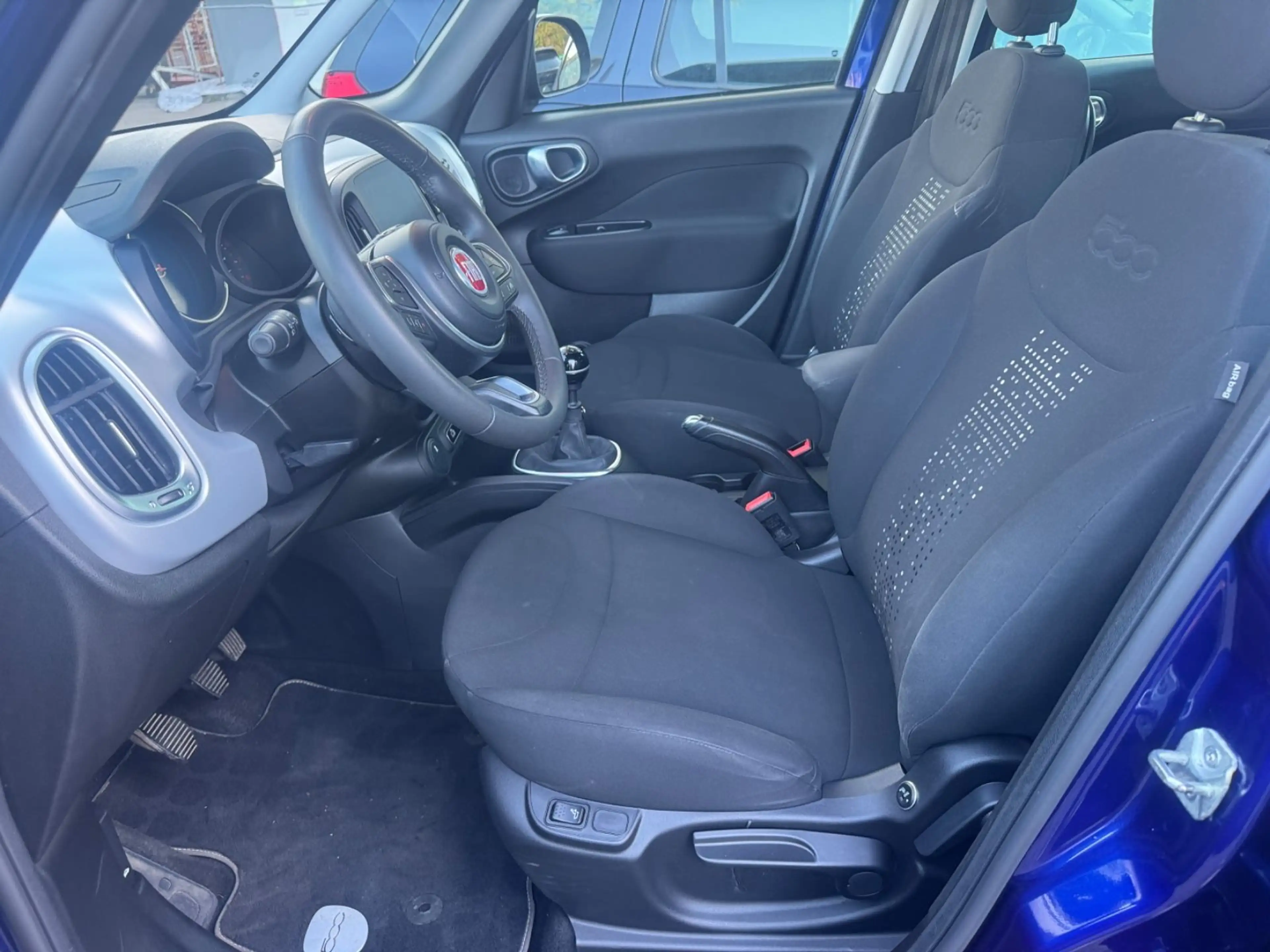 Fiat 500L Kamera+Navi+Sitzheizung — photo 13