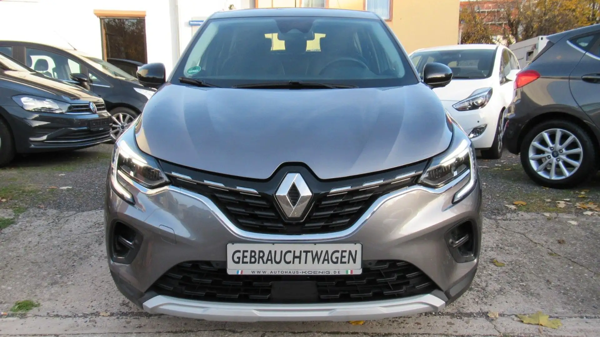 Renault Captur TCe 140 EDC Intens*PDC-SHZ-NAVI* Grau - 2