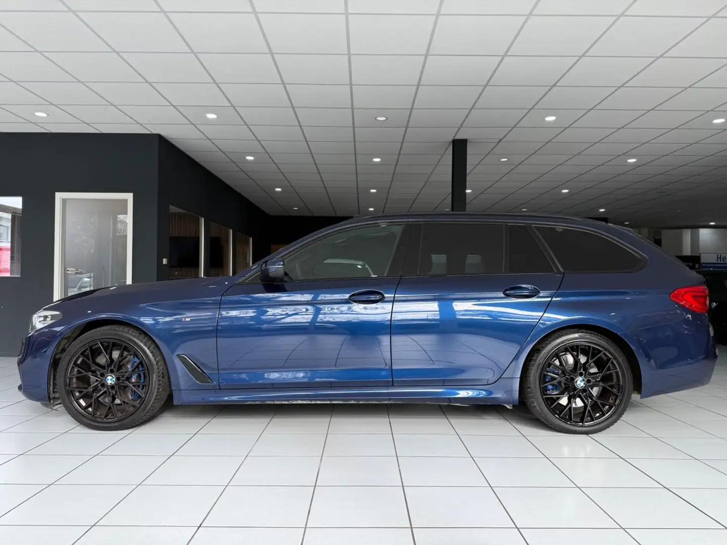BMW 530 d xDrive M Sport Bleu - 2
