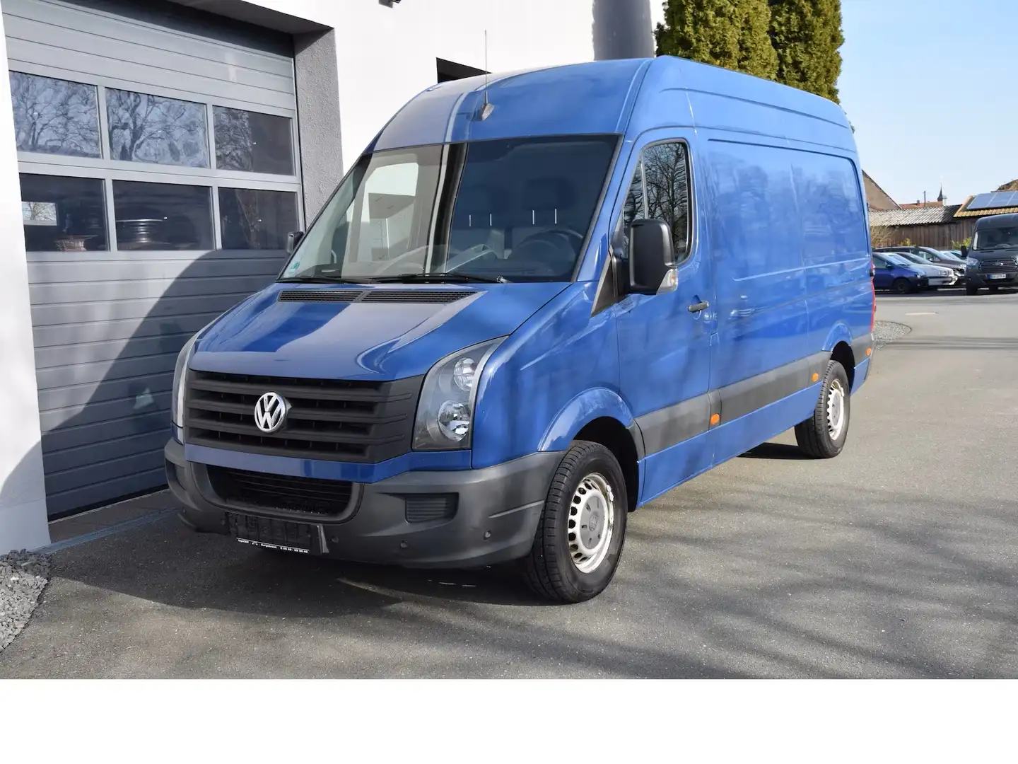 Volkswagen Crafter Crafter PRO Furgón BMT 35 BL TA 4M 163 Batalla Larga Techo Alto Azul - 1