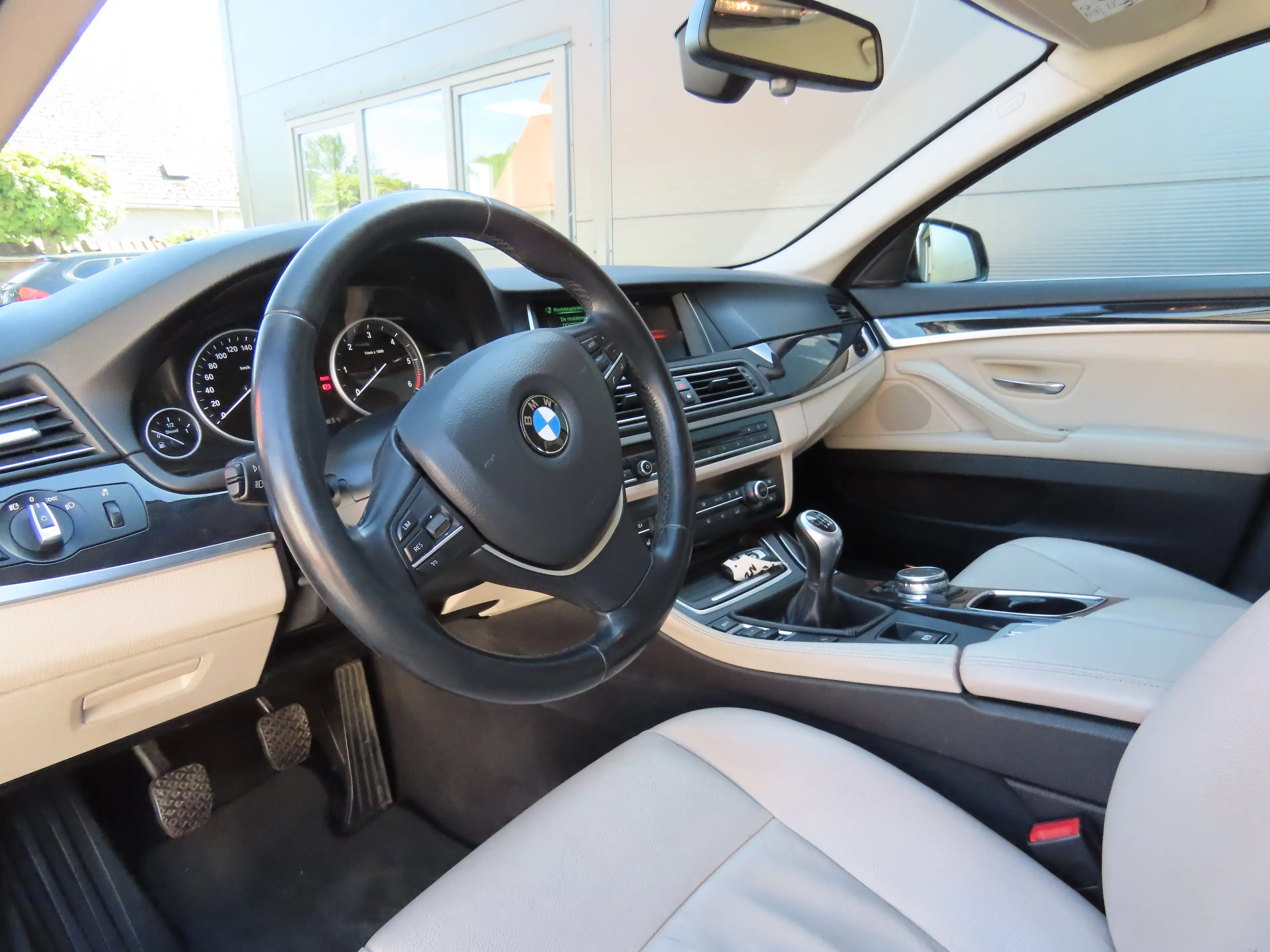 BMW 518 Touring 518 d — photo 11