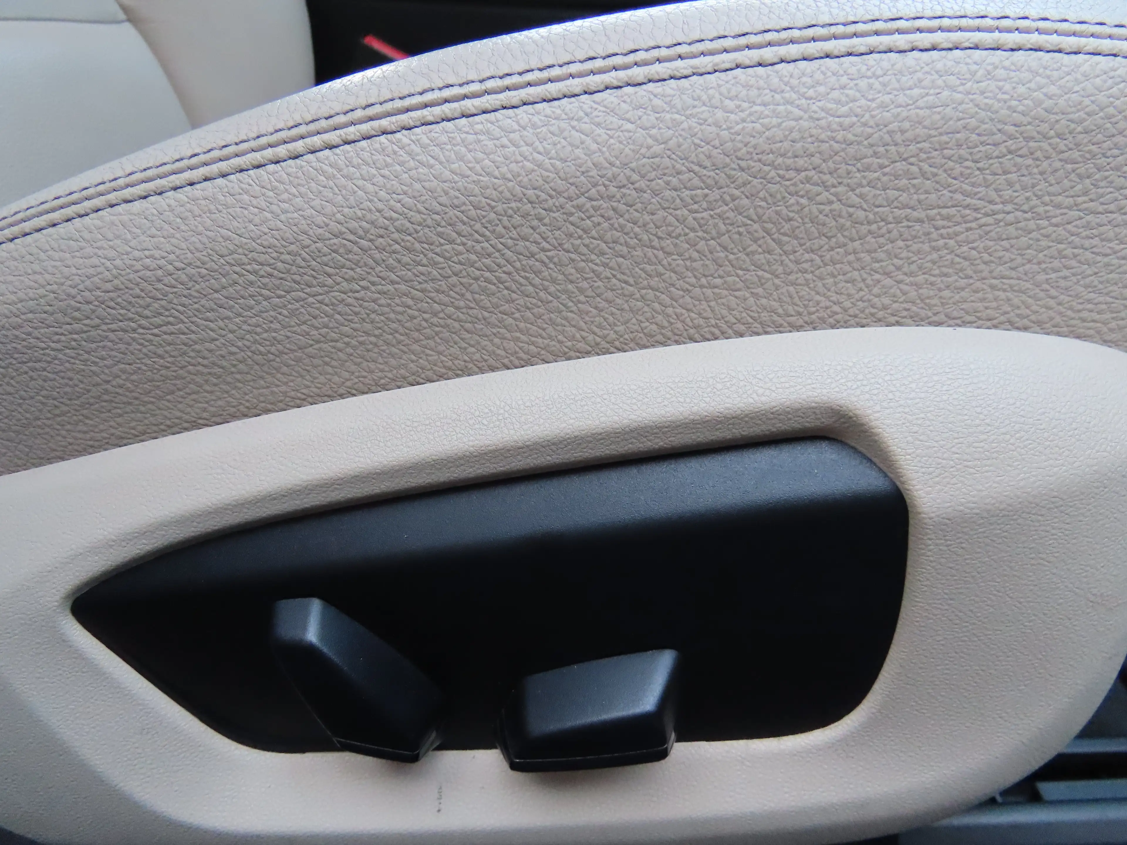 BMW 518 Touring 518 d — photo 14