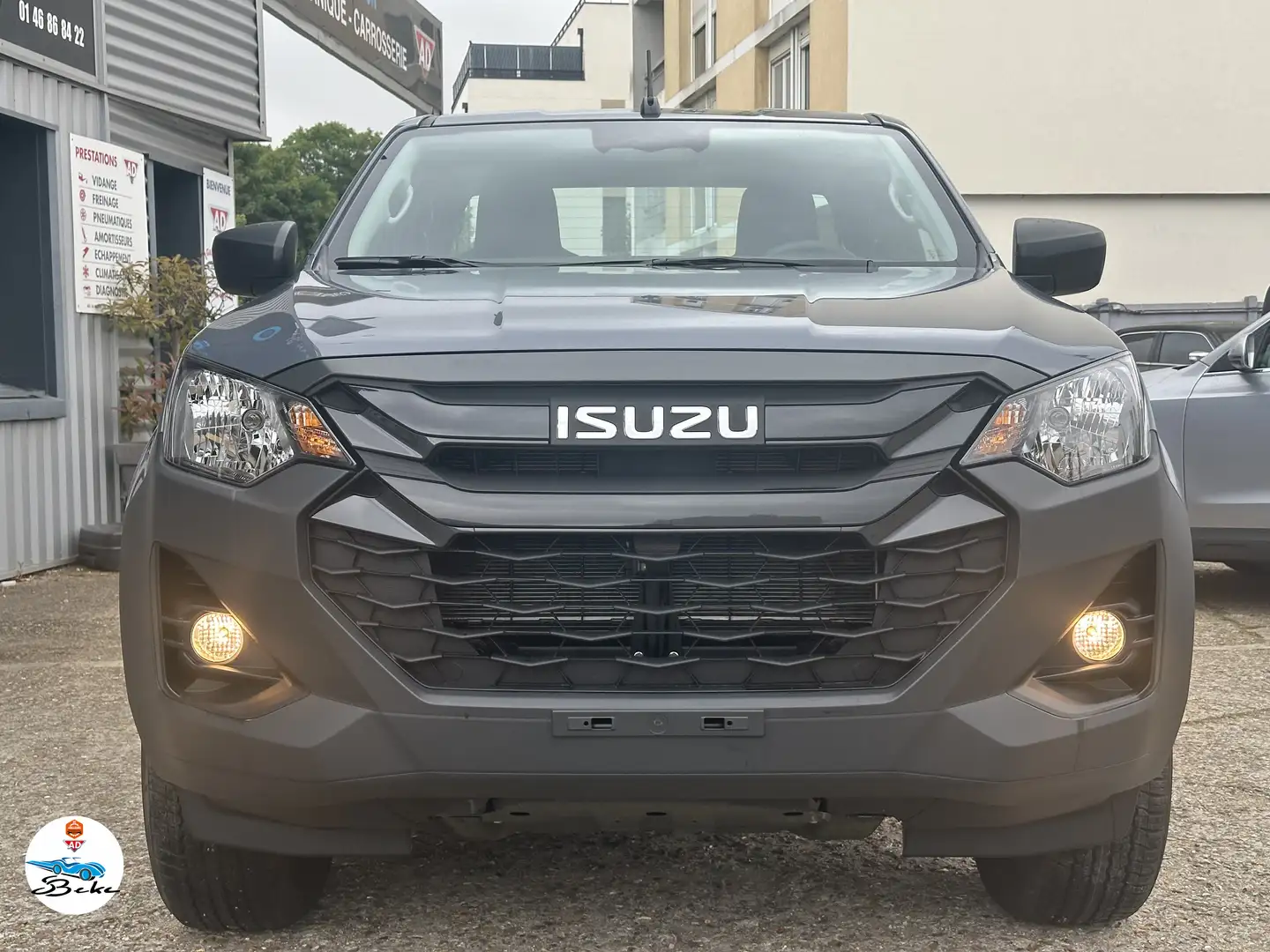 Isuzu D-Max N60 SPACE CAB 1.9 164 CH 4X4 B Gris - 2