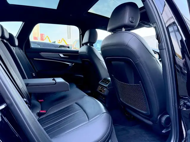 Audi A6 view 14