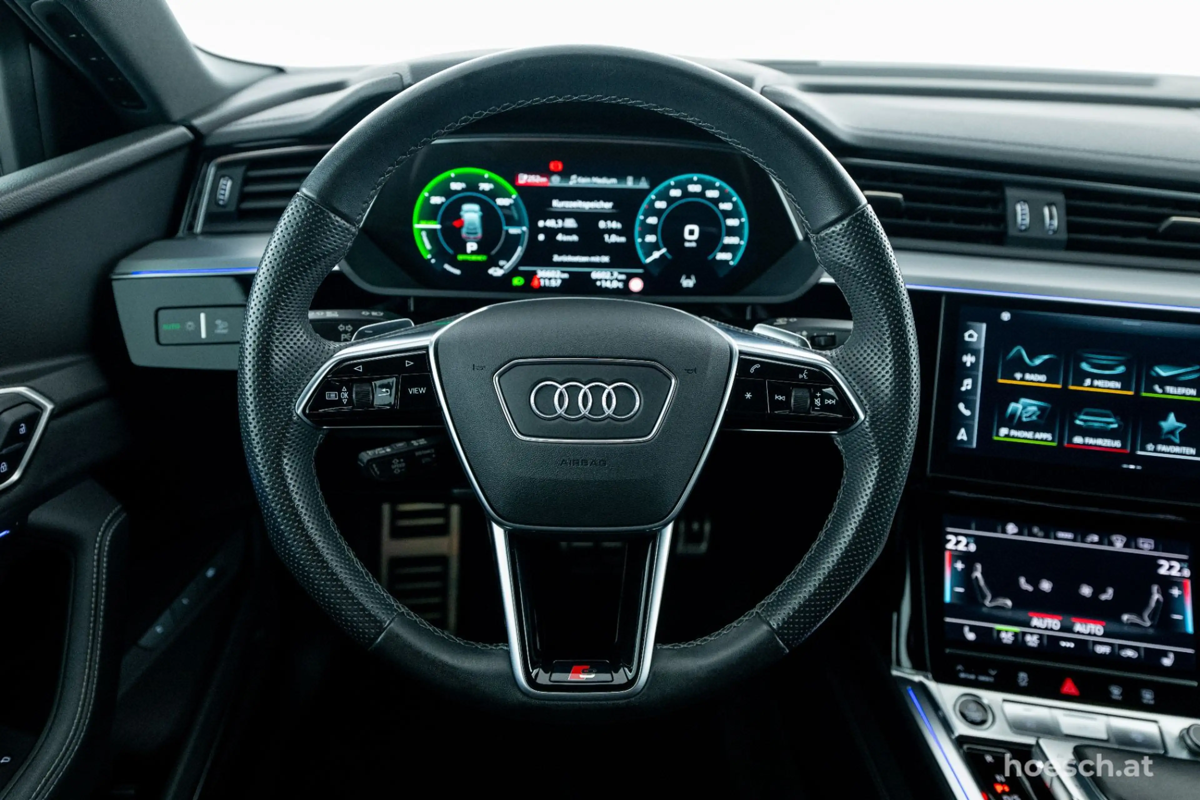 Audi Q8 e-tron 55 SB quattro 2x S-LINE TRAUMEXTRAS -54% — photo 6