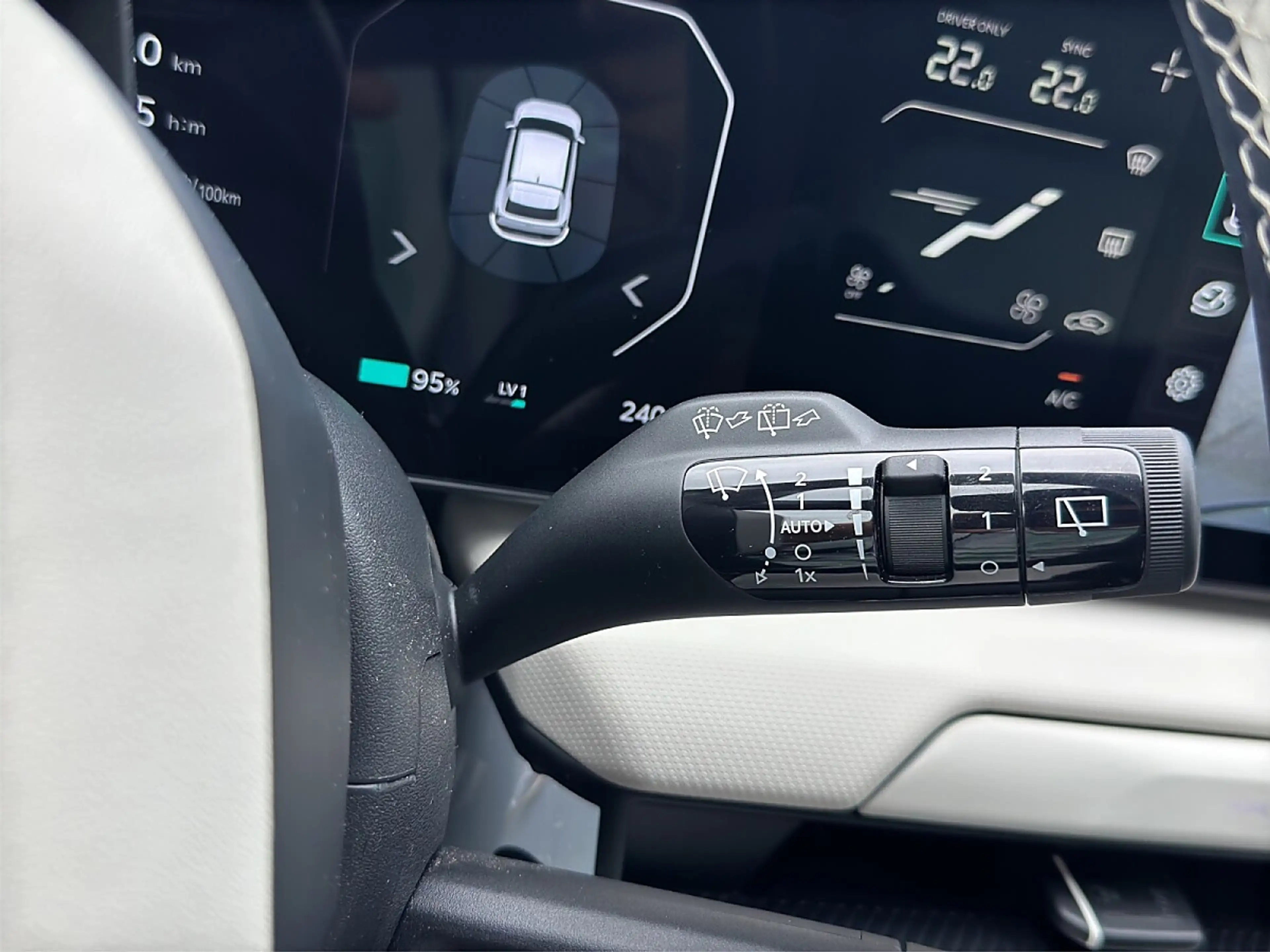 Kia EV4 HB FWD 81,4kWh GT-Line — photo 14