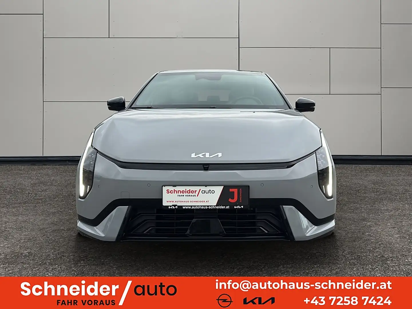 Kia EV4 HB FWD 81,4kWh GT-Line Grau - 2
