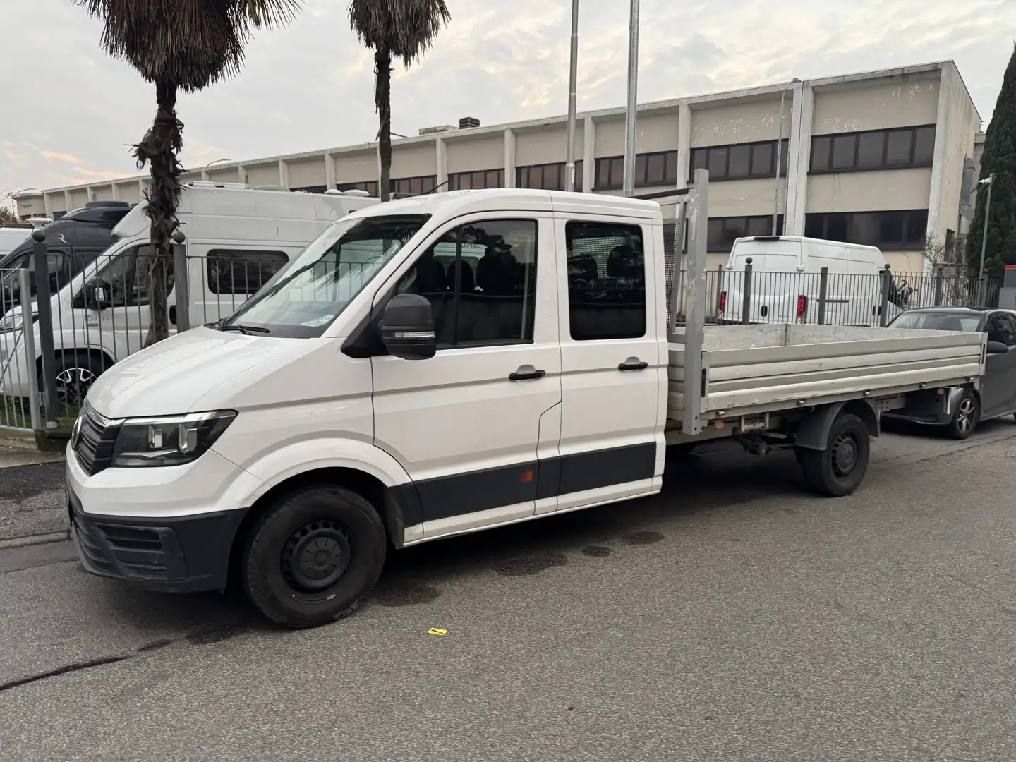 Volkswagen Crafter CRAFTER 35 2.0 TDI 140CV CAB.  * GARANZIA 12 MESI* - 1