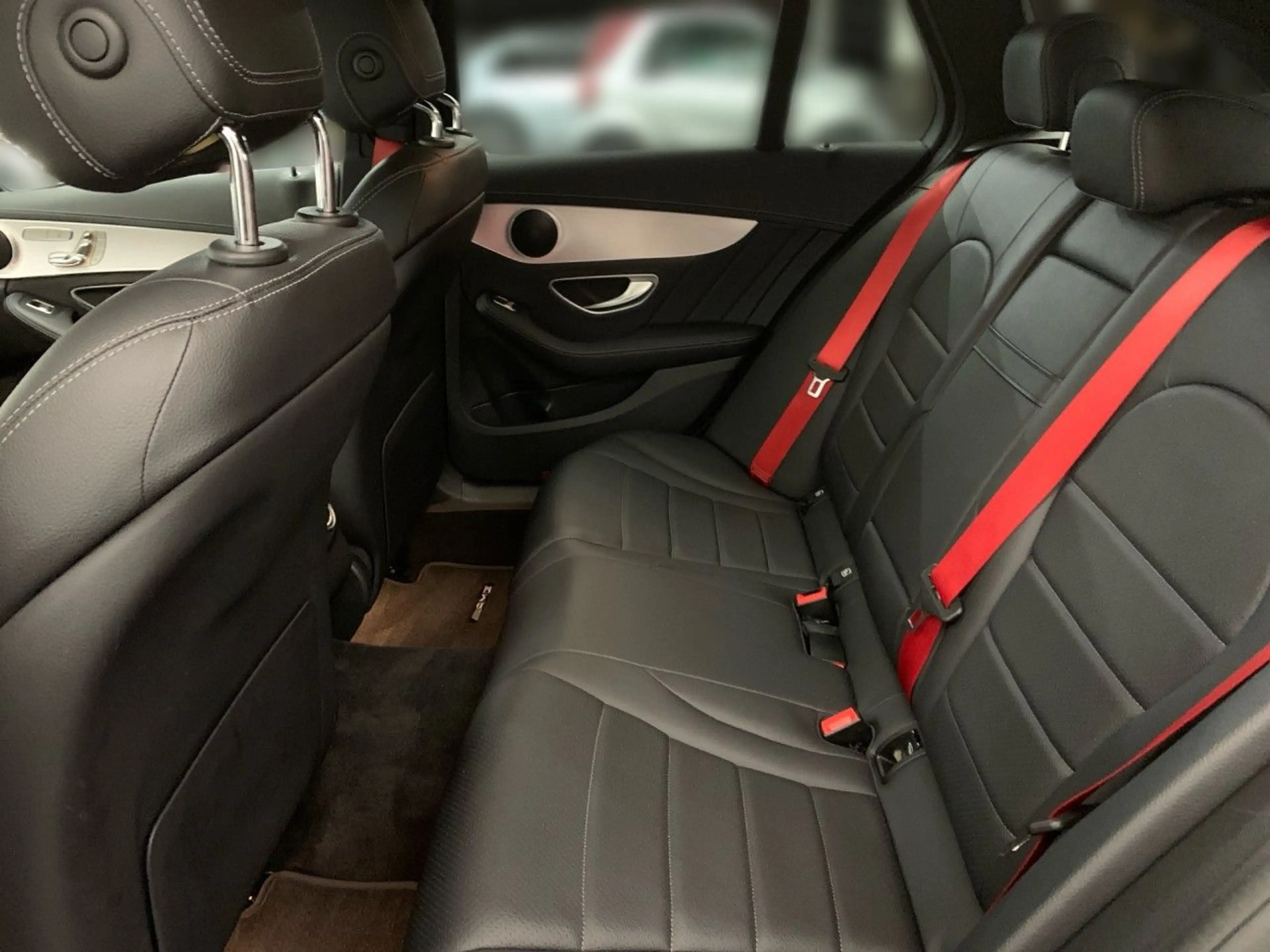 Mercedes-Benz C 300 d T AMG WideScreen Distr+ Multisitz LED AHK — photo 12