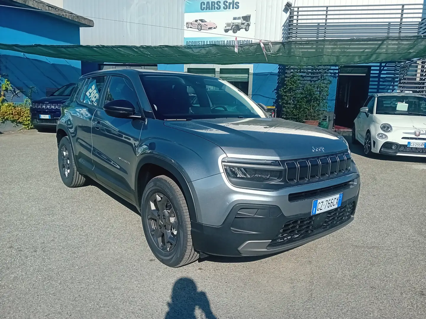 Jeep Avenger Avenger 1.2 turbo Longititudefwd 100cv VETTURE KMO Grijs - 2