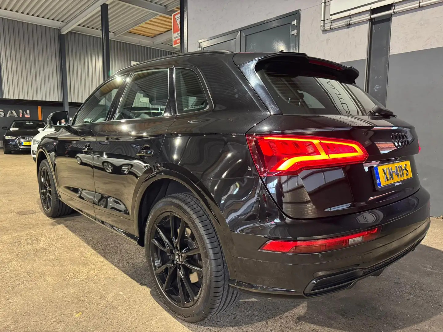 Audi Q5 2.0 TFSI quattro Sport S Line Edition 1e Eigenaar Schwarz - 2