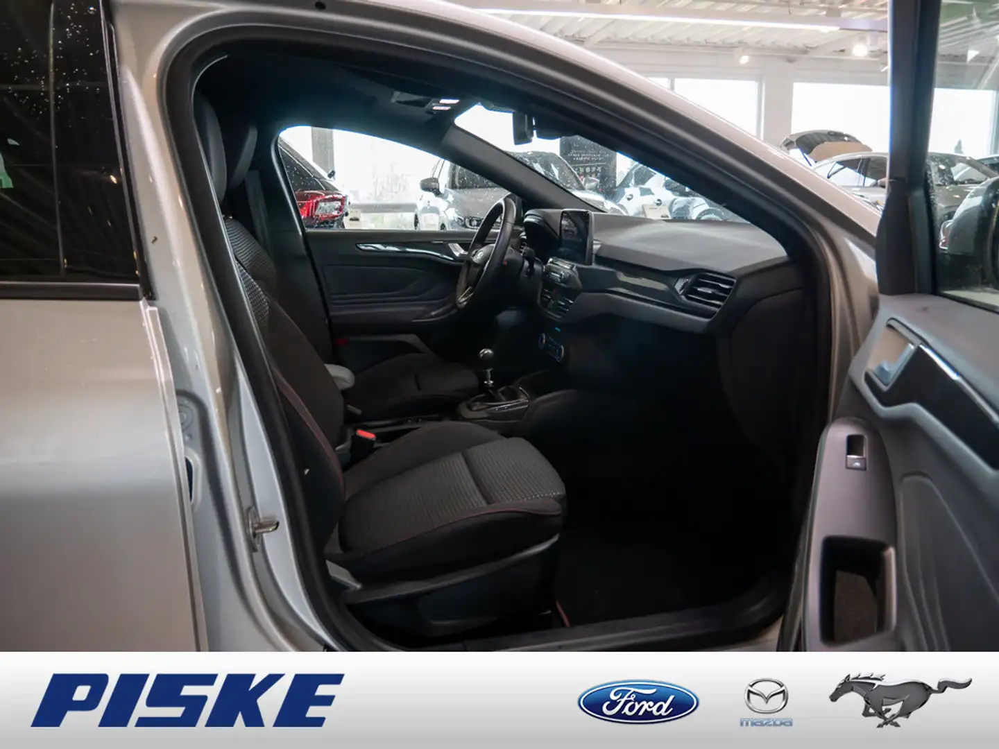 Ford Focus ST-Line X Zilver - 2