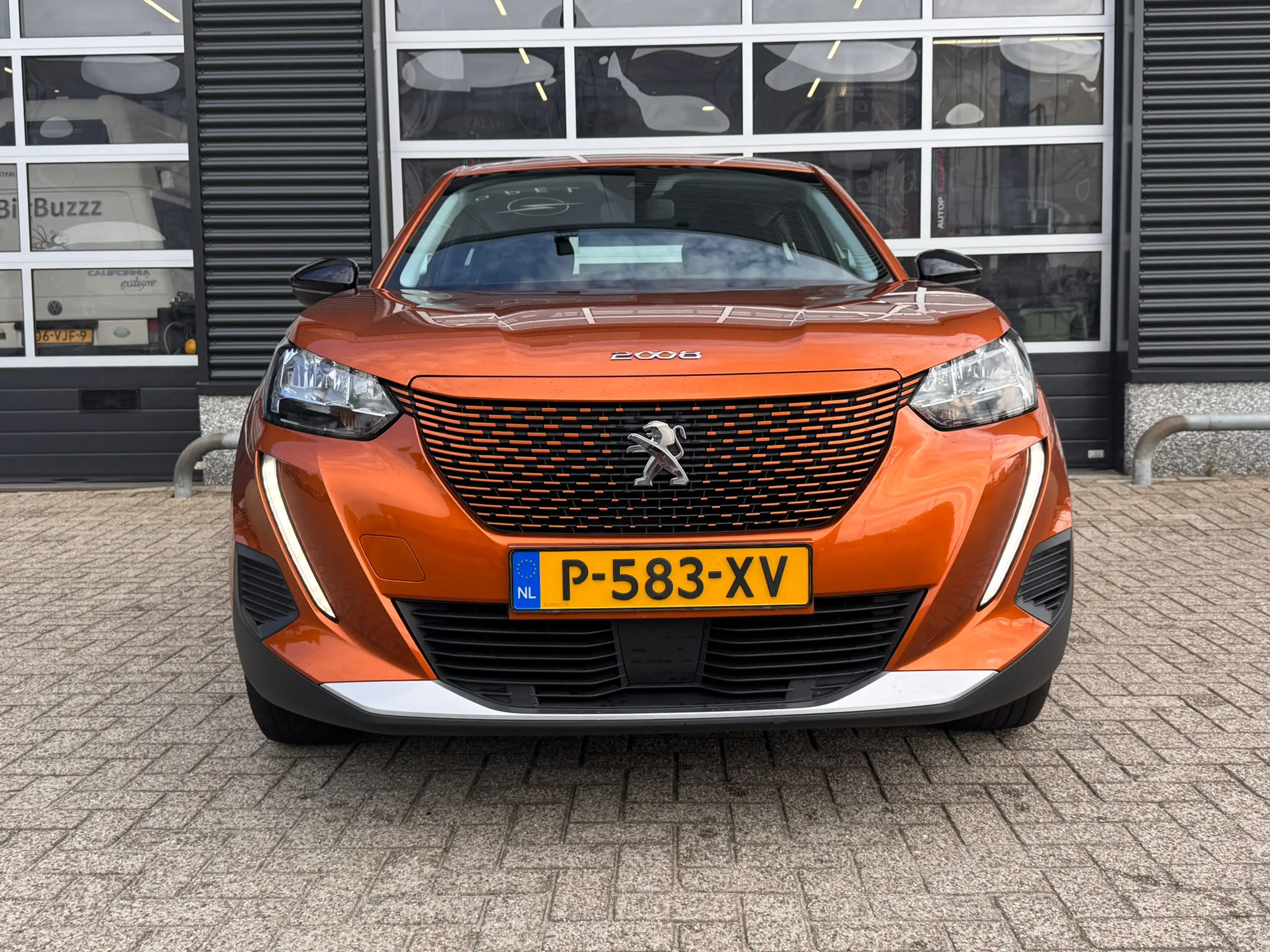Peugeot e-2008 EV Active 50 kWh | Achteruitrijcamera | Airco (aut — photo 8