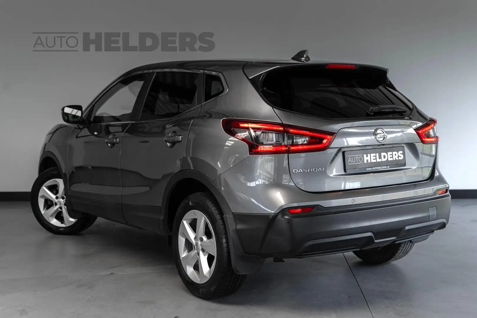 Nissan Qashqai 1.2 Business Edition Grau - 2