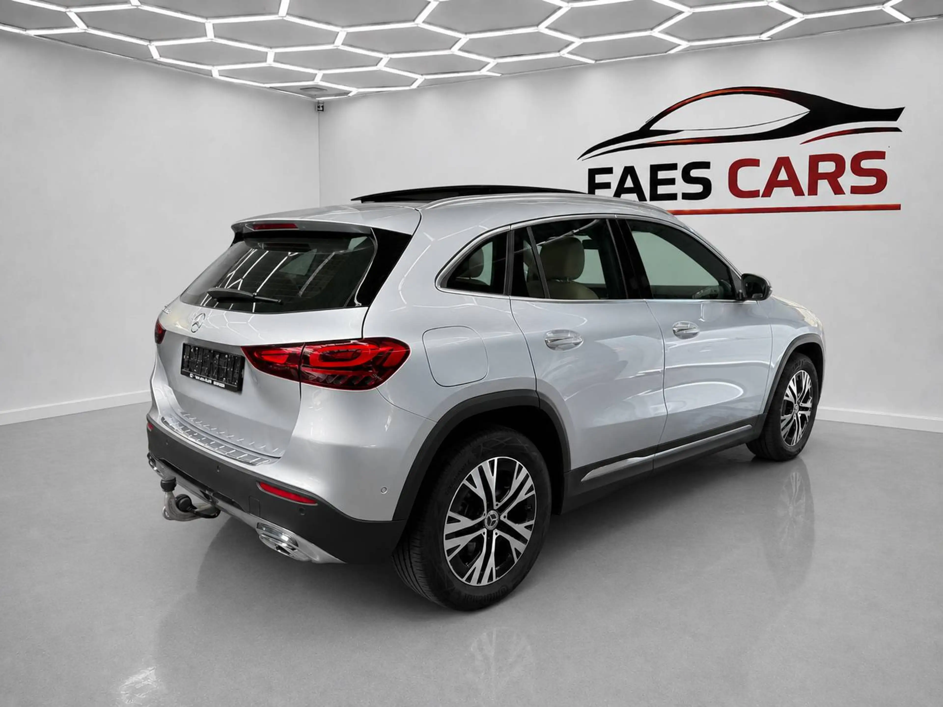 Mercedes-Benz GLA 250 GLA 250 e PHEV Business Line (160 kW) Business Line — photo 5