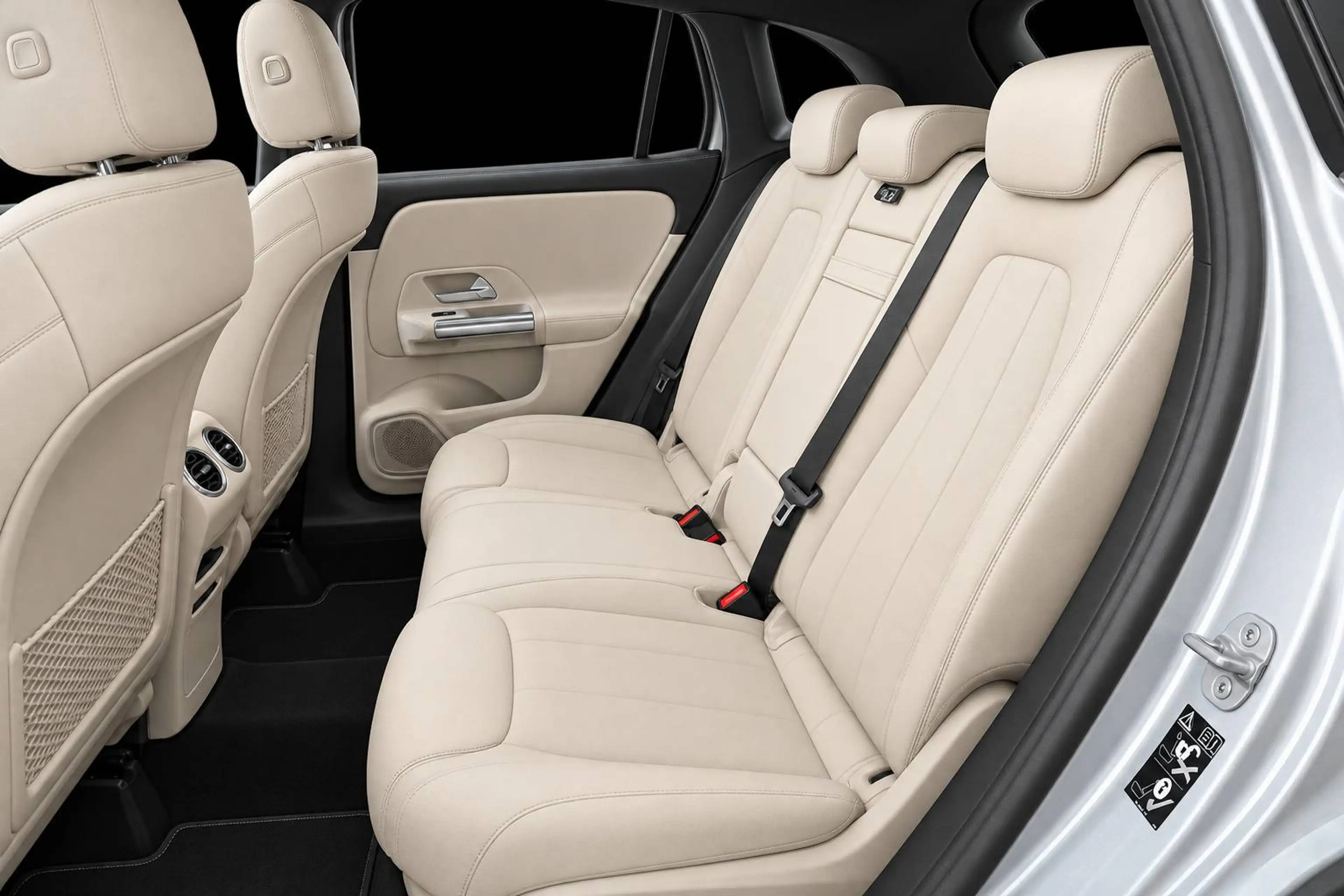Mercedes-Benz GLA 250 GLA 250 e PHEV Business Line (160 kW) Business Line — photo 12