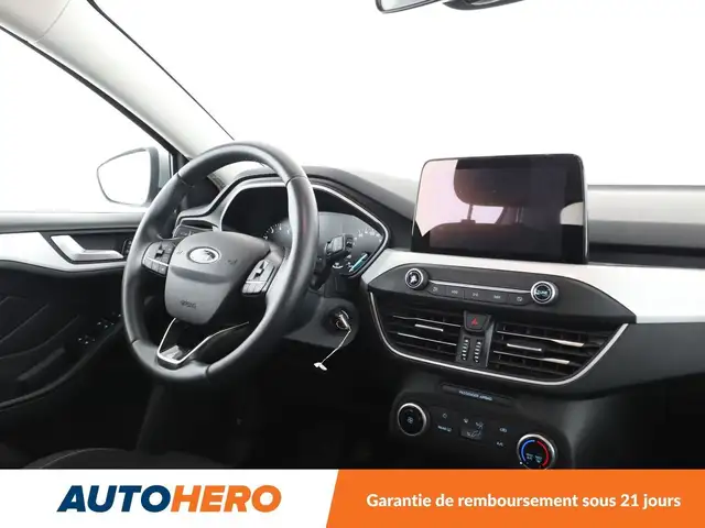 Ford Focus view 13