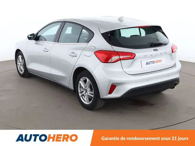 Ford Focus view 4