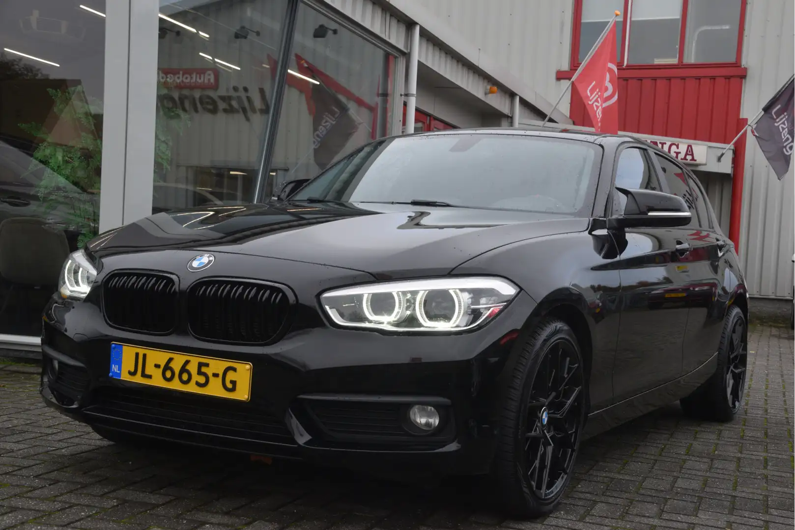 BMW 116 1-serie 116i Centennial Executive Navi | LED | PDC Schwarz - 2