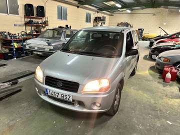 Ignis 1.3 16v Edición Especial 2WD