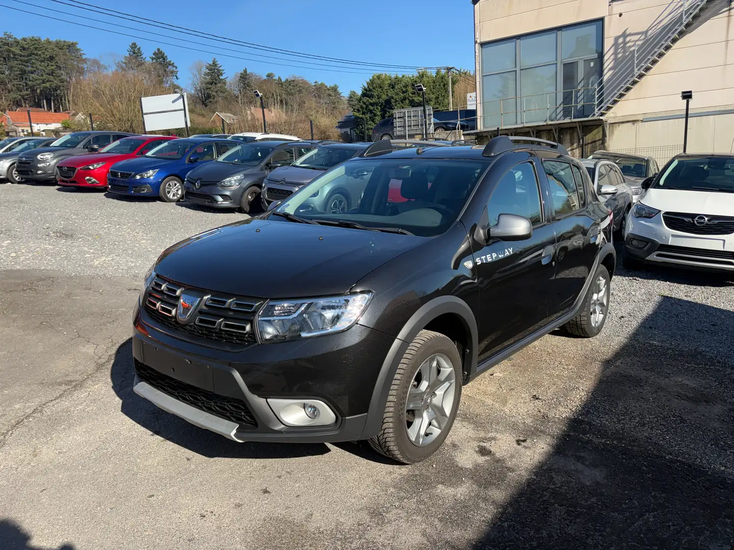 Dacia Sandero Stepway Plus 0.9 TCe - EU6 - GARANTIE 1AN - Schwarz - 2