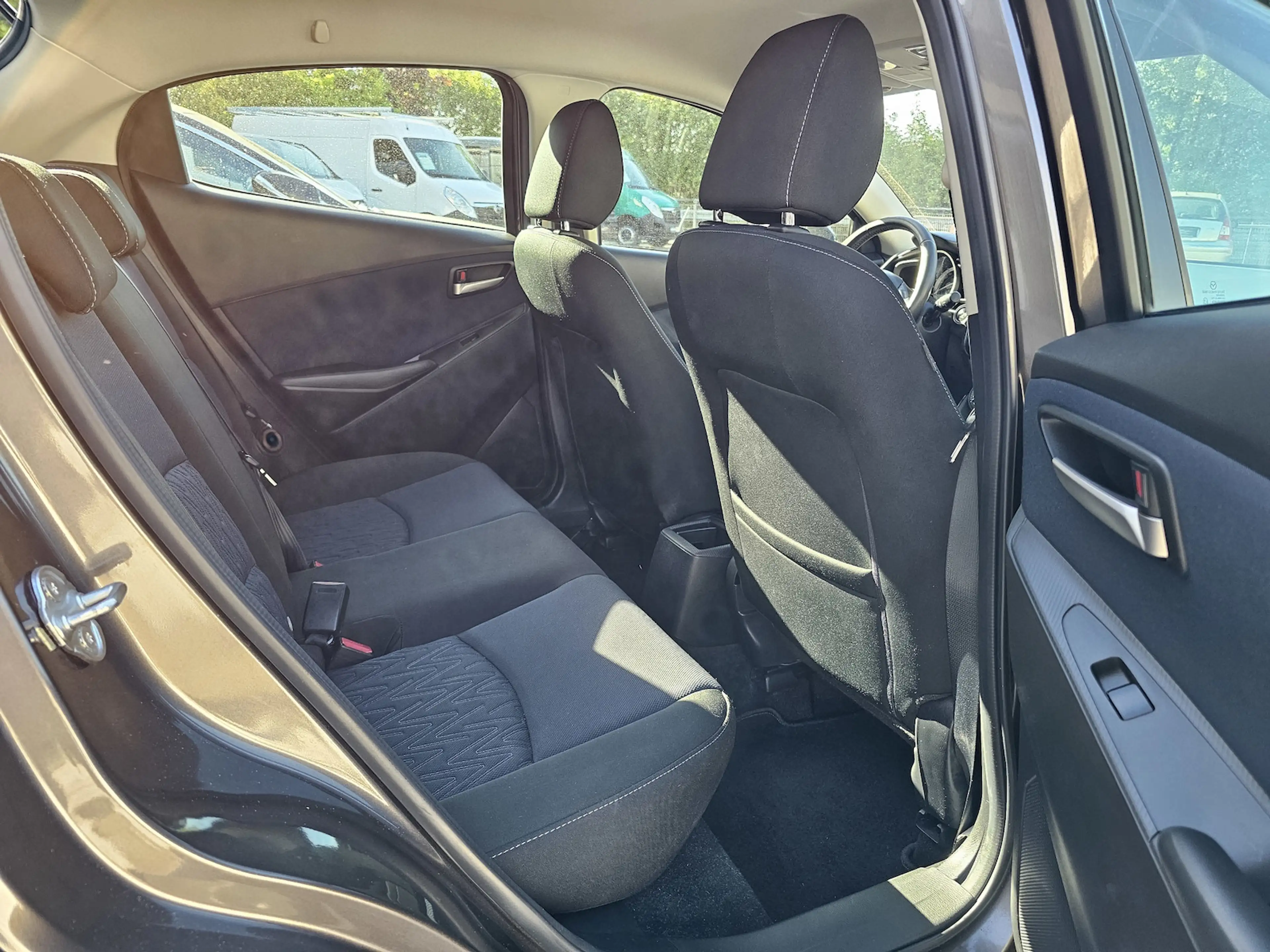 Mazda 2 Center-Line KLIMA AUS 1.HAND — photo 9