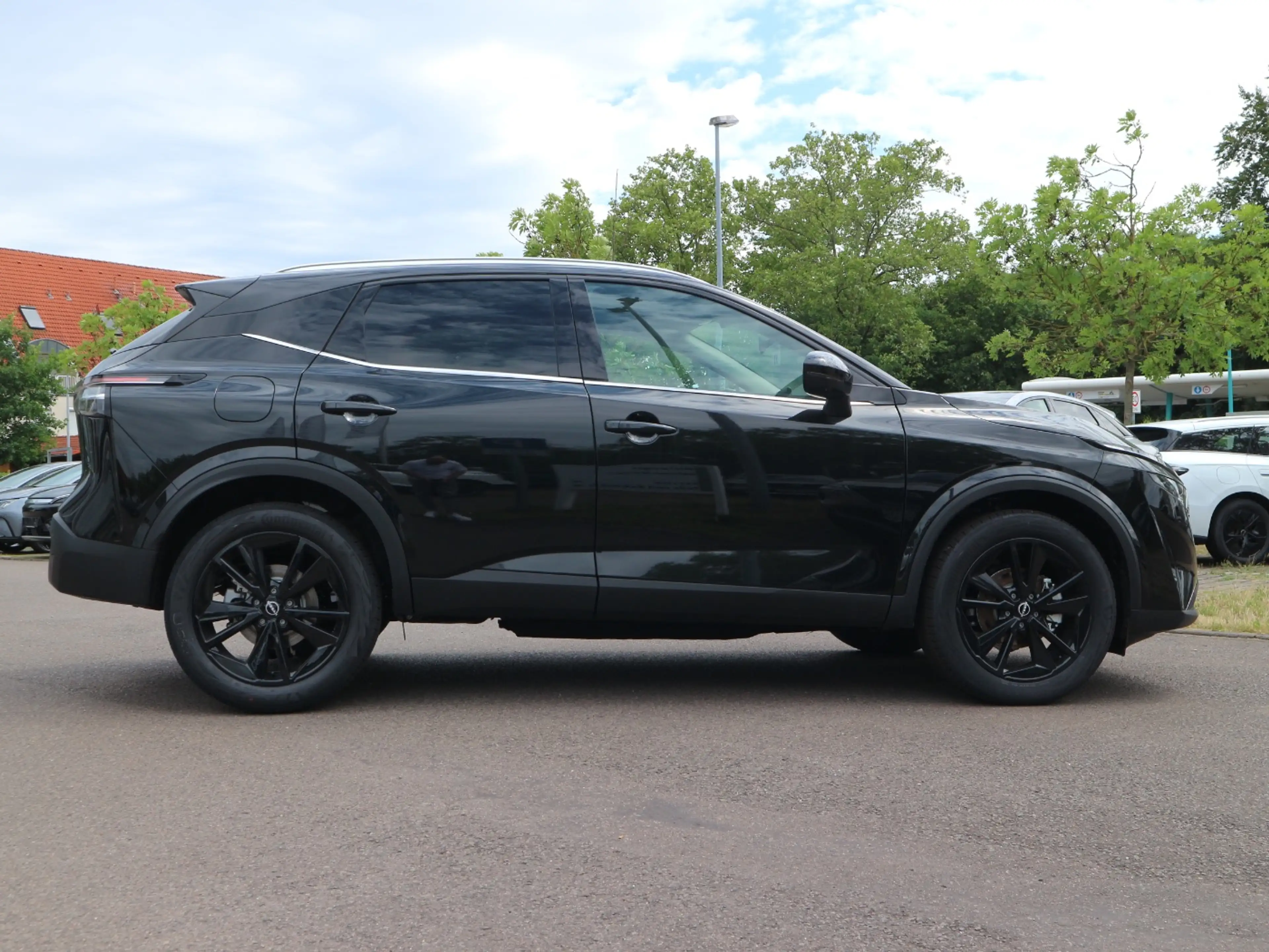 Nissan Qashqai TEKNA 1.3 MHEV Xtronic BOSE|SHZ|LHZ|360°| — photo 9