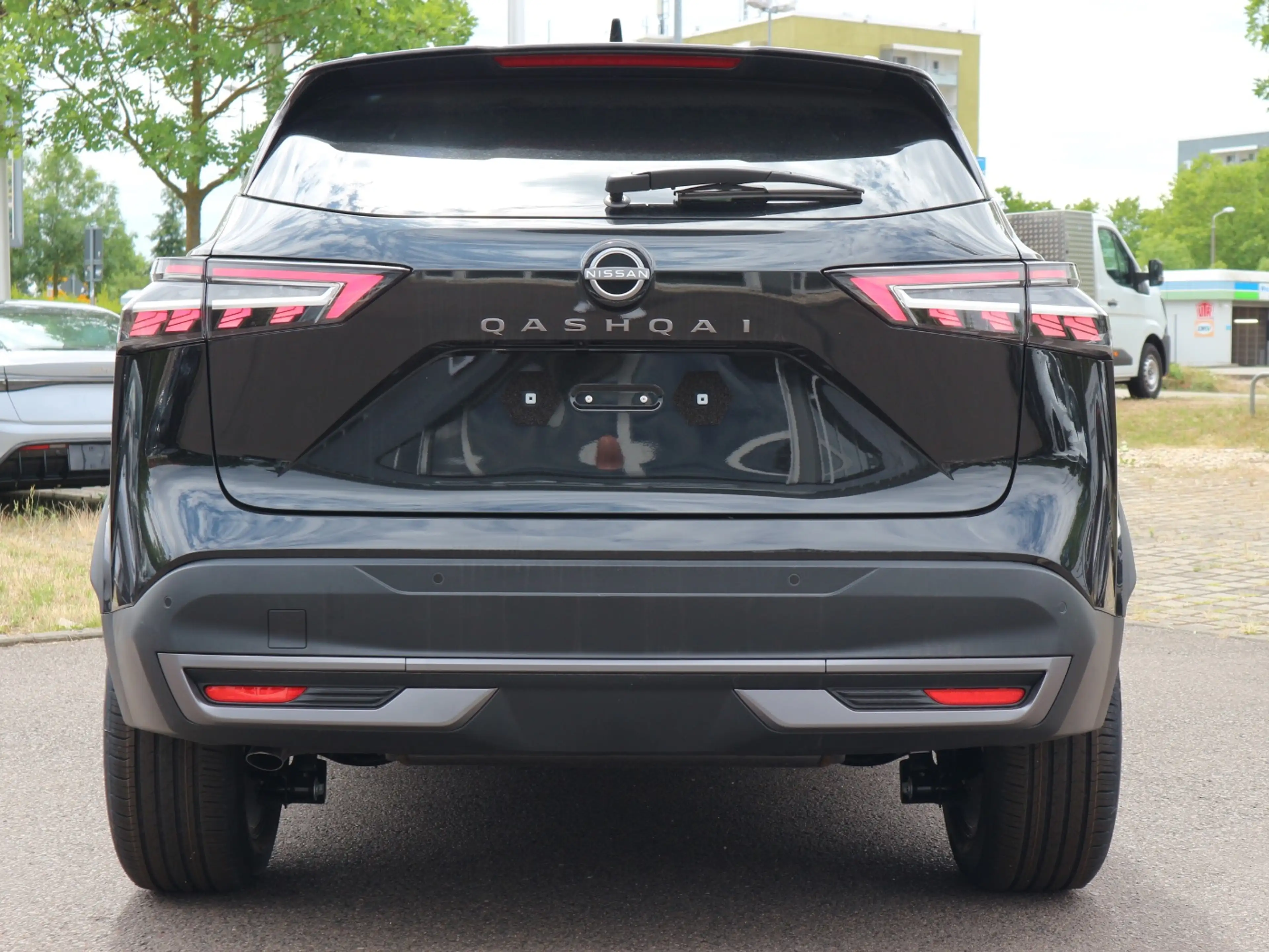 Nissan Qashqai TEKNA 1.3 MHEV Xtronic BOSE|SHZ|LHZ|360°| — photo 6