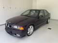 BMW M3 - thumbnail 2