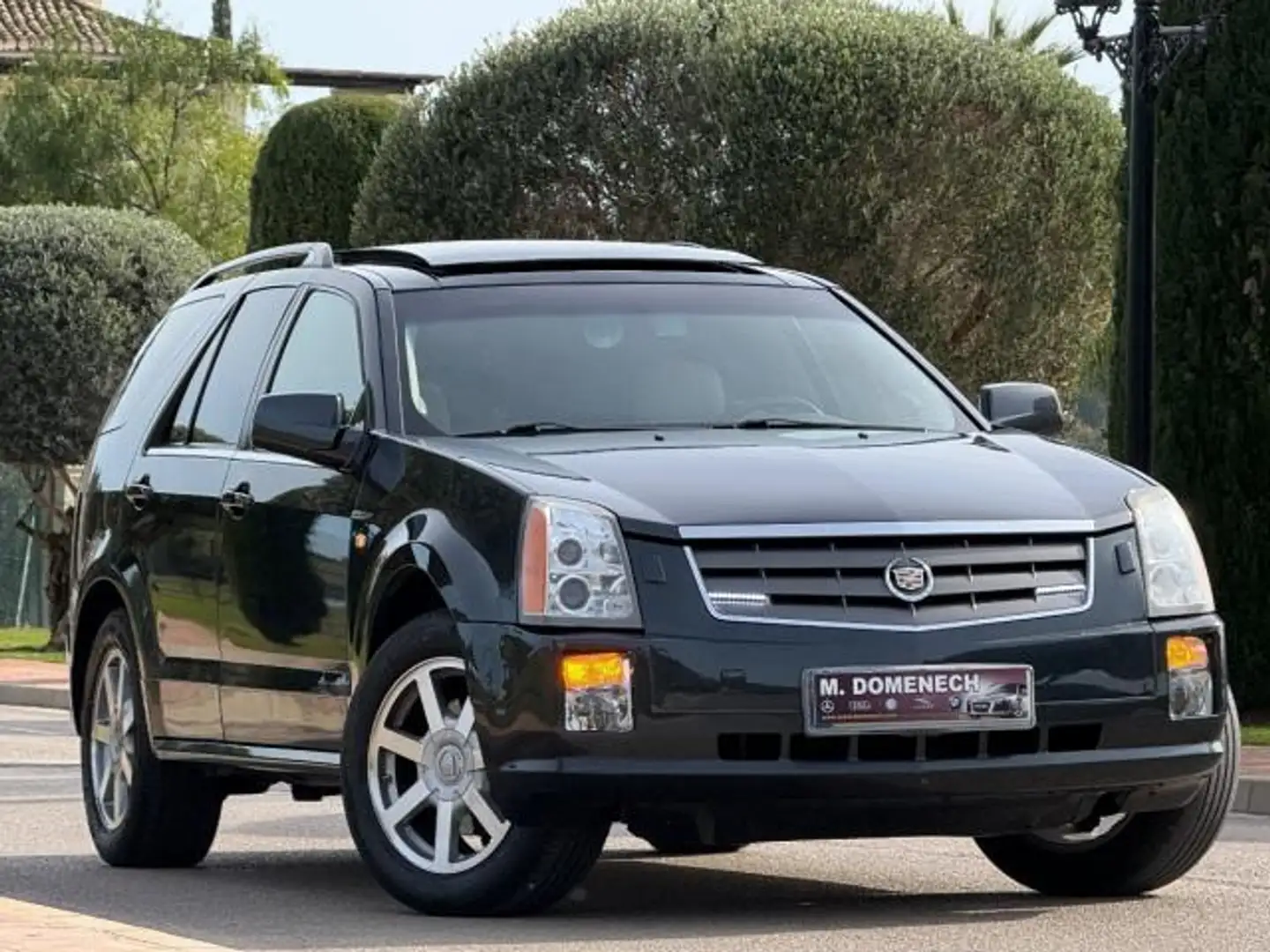 Cadillac SRX 4.6 V8 Sport Luxury AWD Aut. Чорний - 1