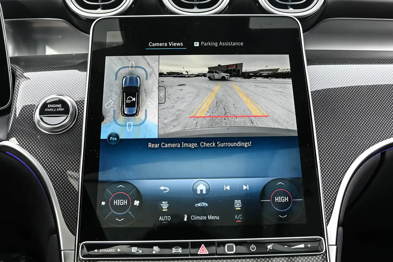 Mercedes-Benz GLC снимка Mercedes-Benz GLC