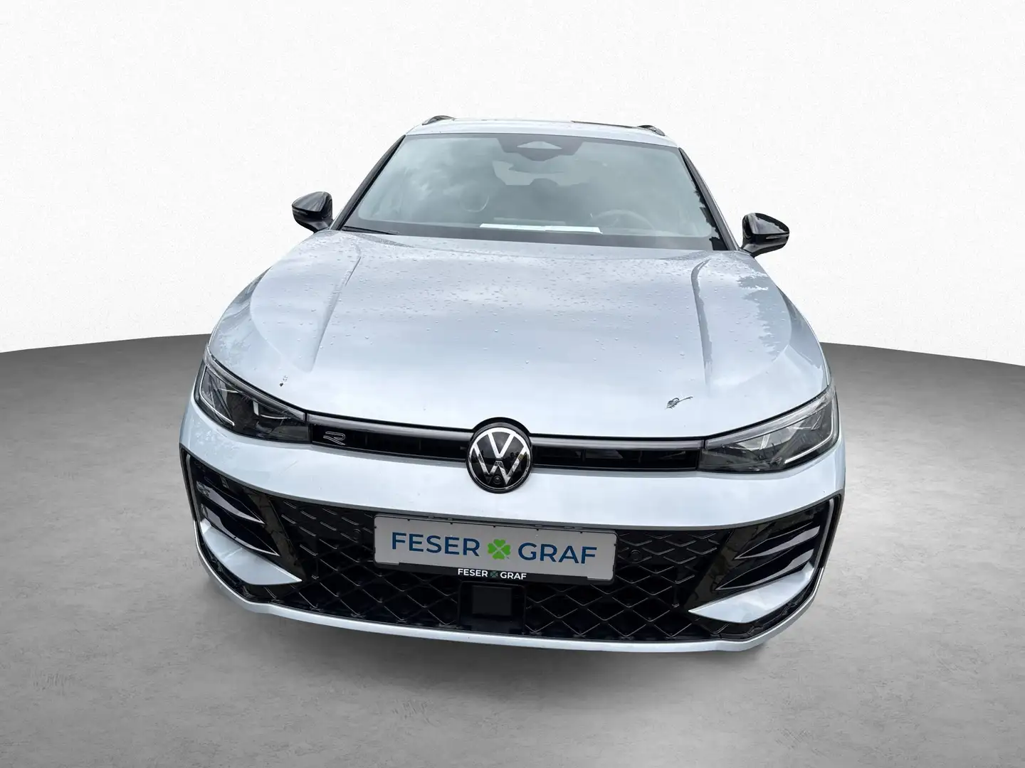 Volkswagen Passat Variant R-Line 1.5l eHybrid PANO AHK NAVI Silber - 2