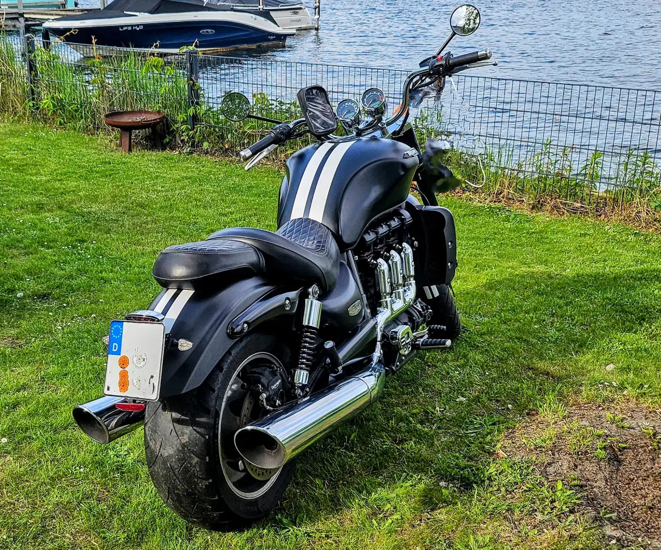 Triumph Rocket III Roadster Schwarz - 1