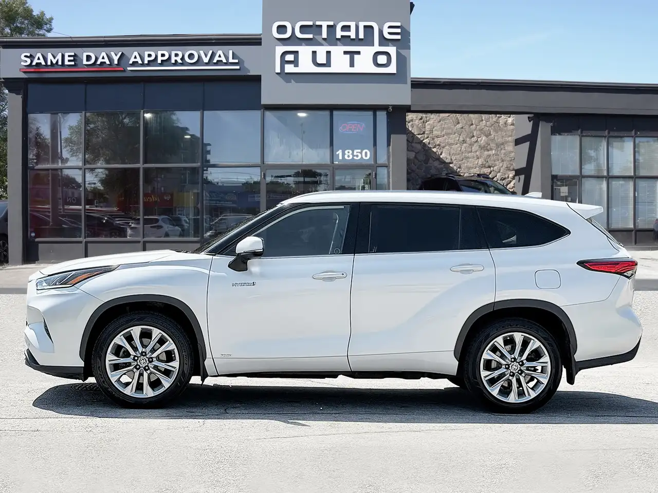 Toyota Highlander снимка Toyota Highlander