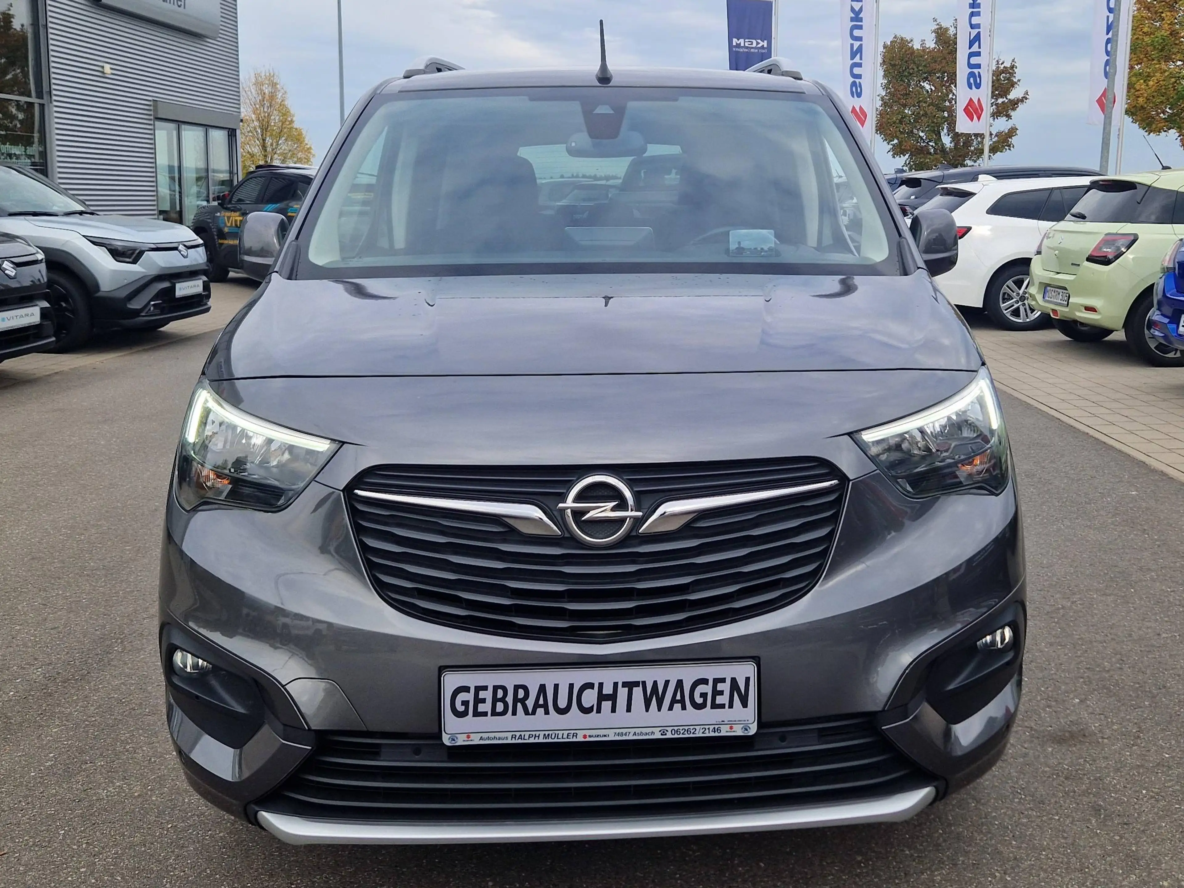 Opel Combo Life Innovation — photo 2