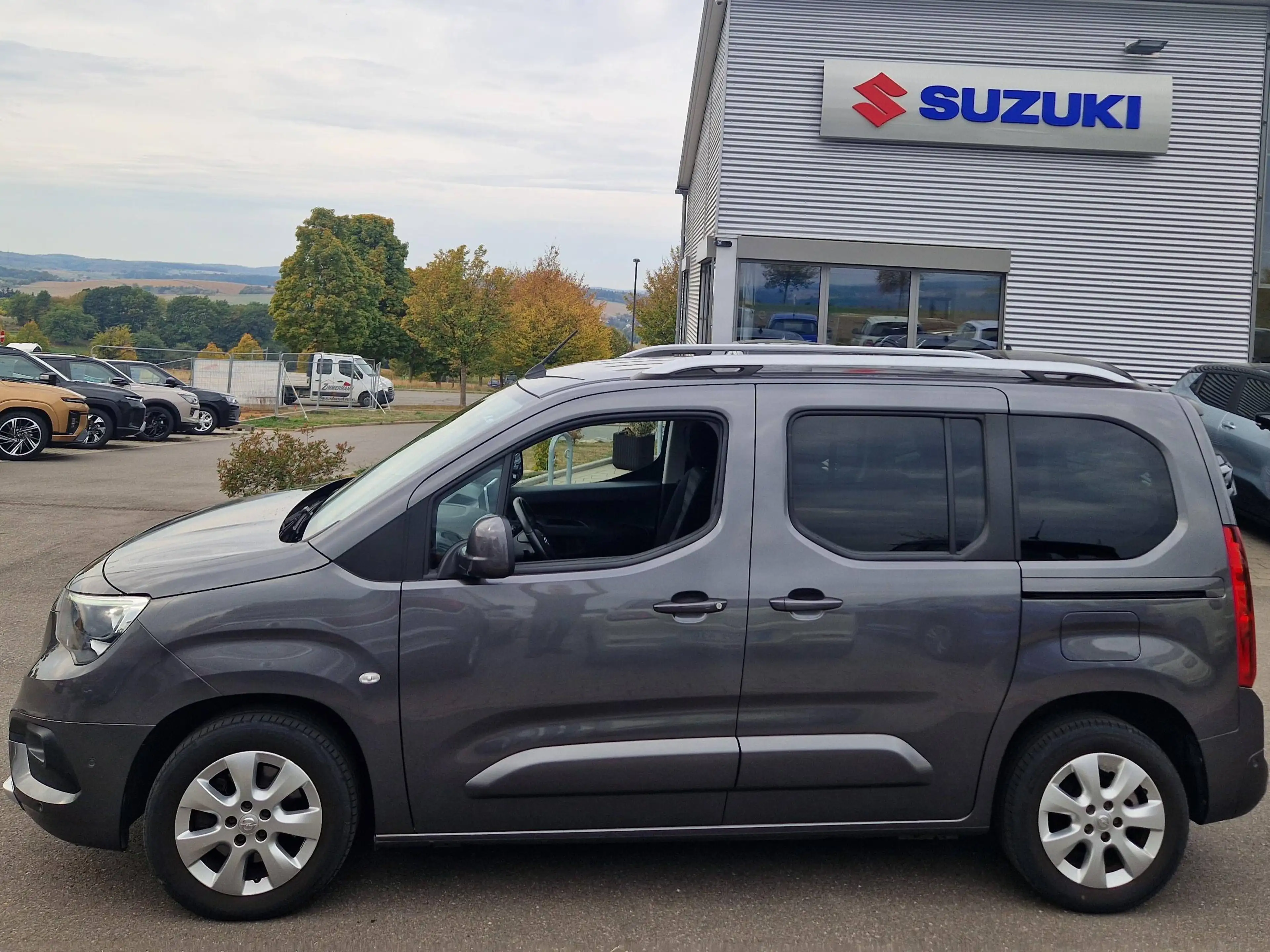 Opel Combo Life Innovation — photo 3
