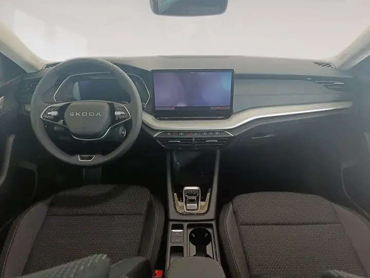 Škoda Octavia 2025, foto 4