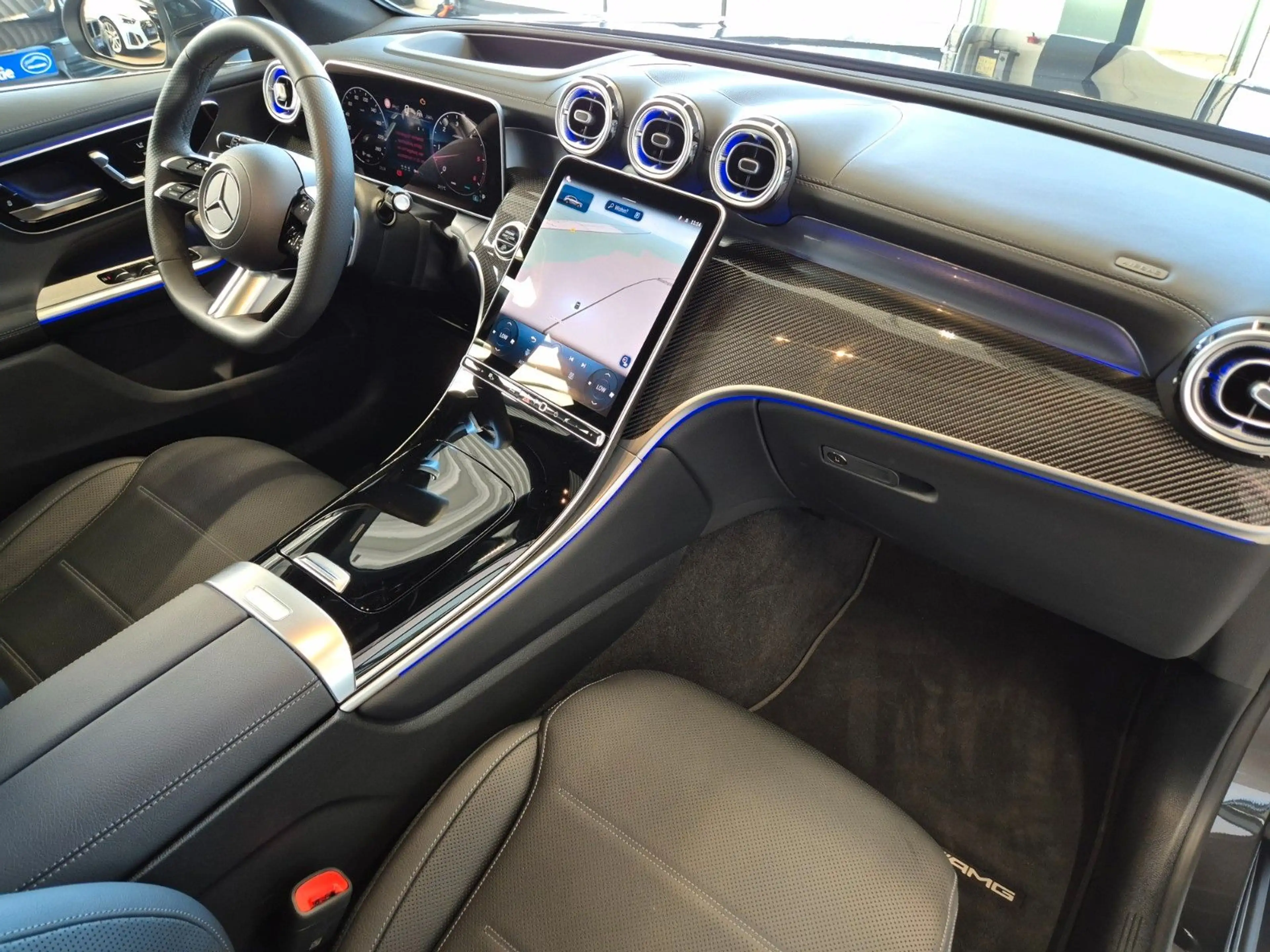 Mercedes-Benz GLC 450 d AMG LINE TECHNIKPAKET LEDER PANO 360CAM — photo 12