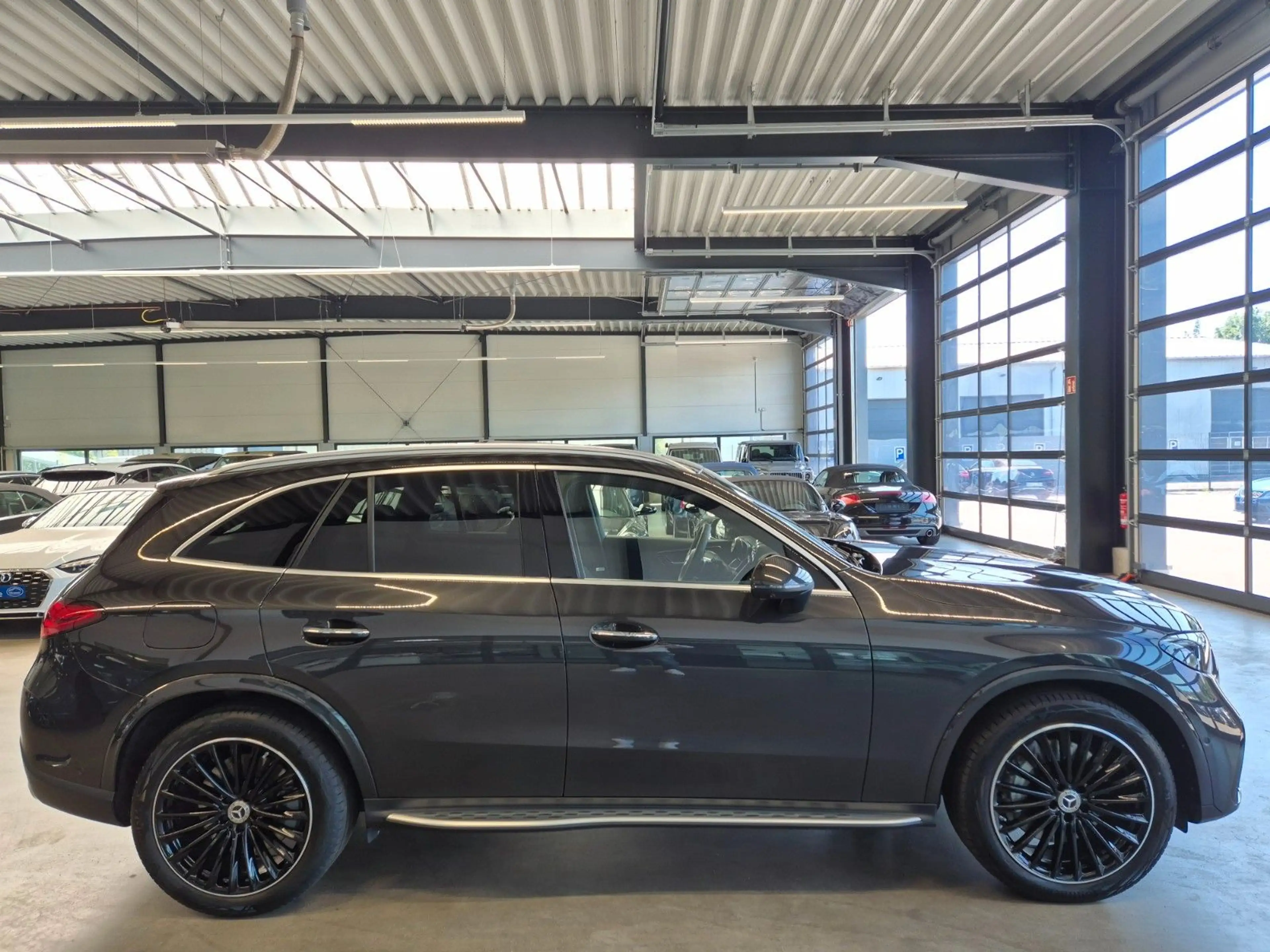 Mercedes-Benz GLC 450 d AMG LINE TECHNIKPAKET LEDER PANO 360CAM — photo 4