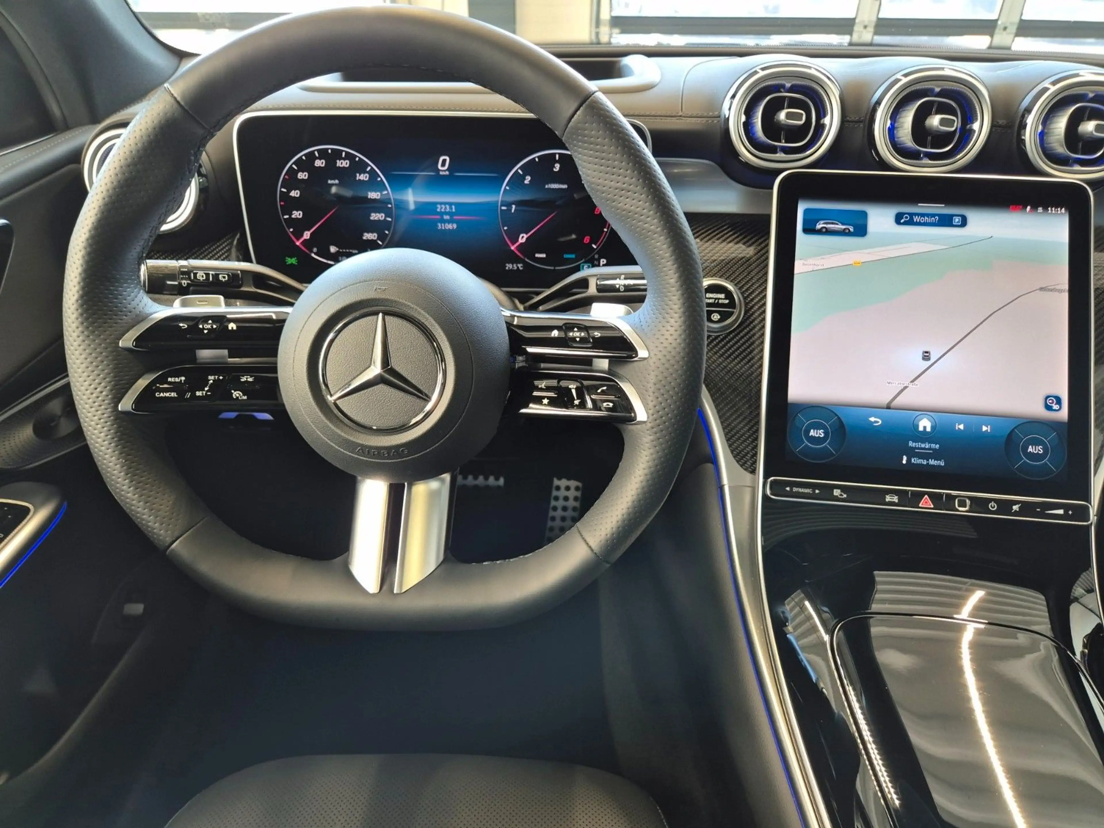 Mercedes-Benz GLC 450 d AMG LINE TECHNIKPAKET LEDER PANO 360CAM — photo 15