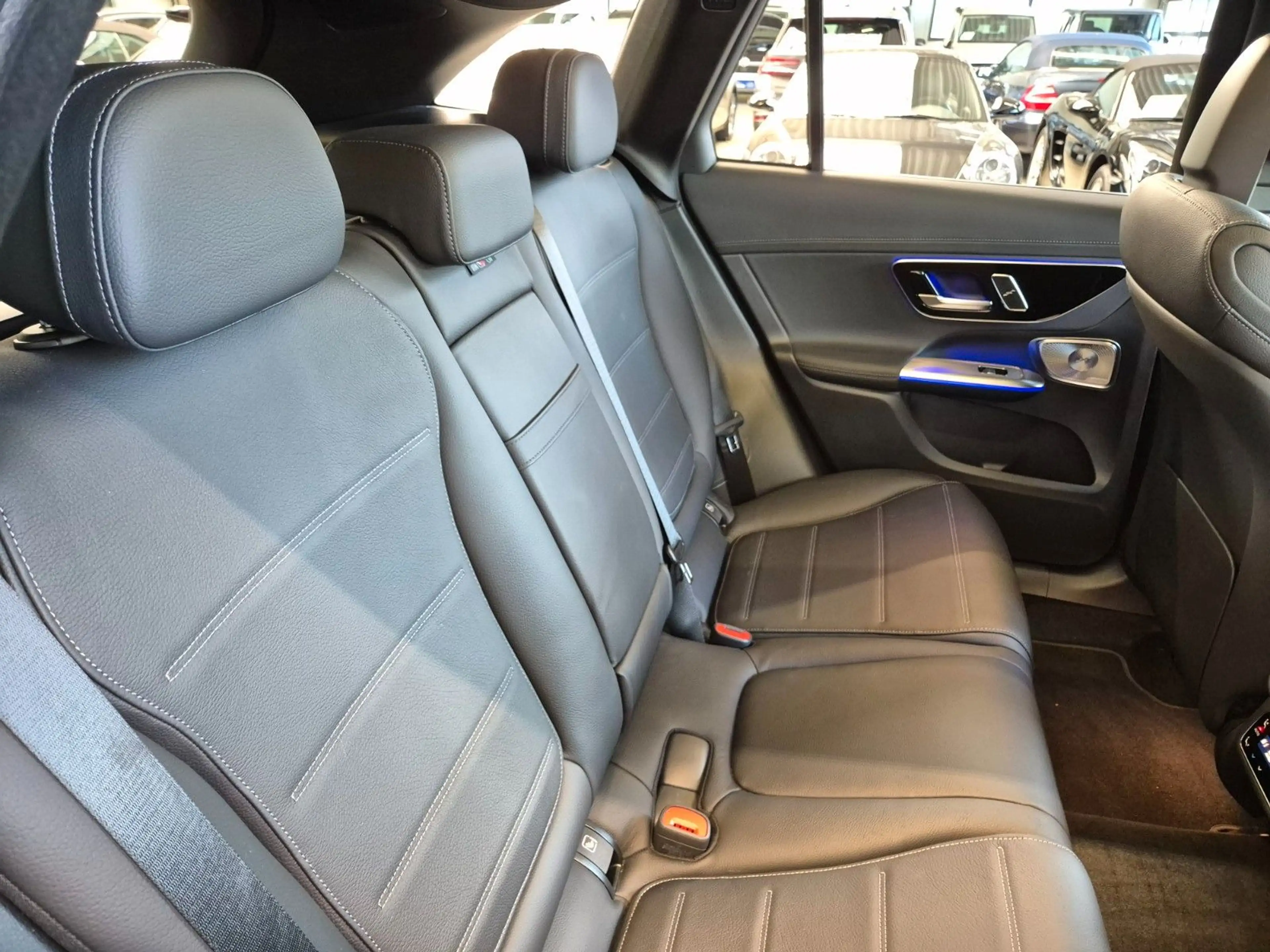 Mercedes-Benz GLC 450 d AMG LINE TECHNIKPAKET LEDER PANO 360CAM — photo 13